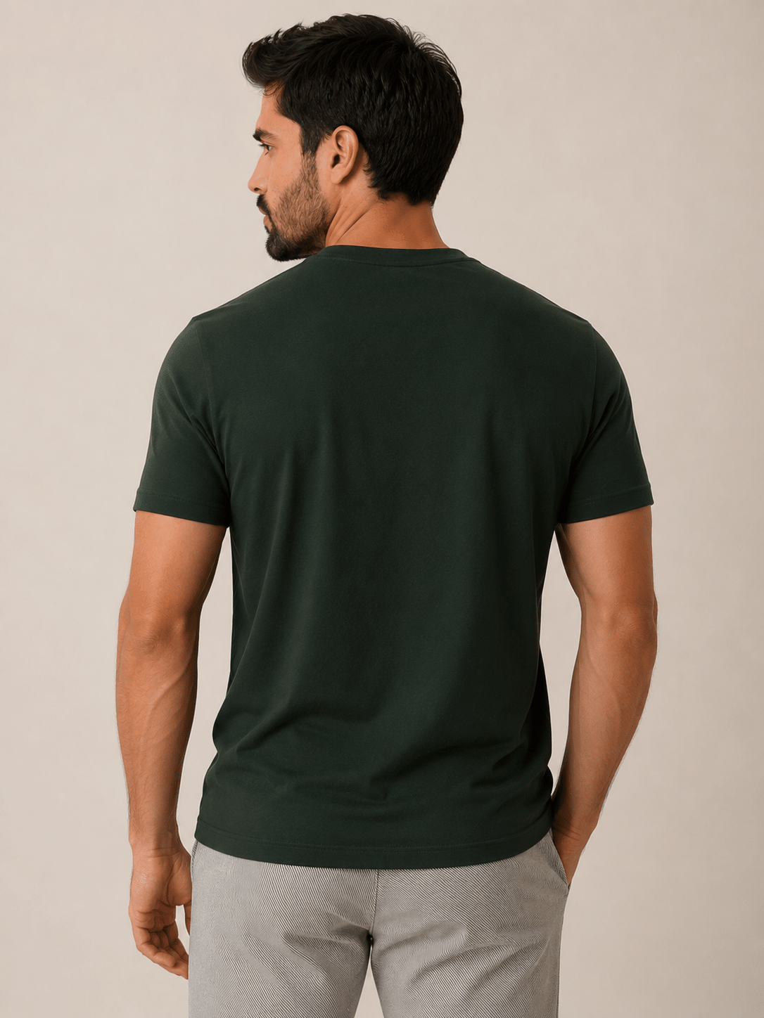 Camiseta Emporio Armani Logo Central Verde - Henri Store