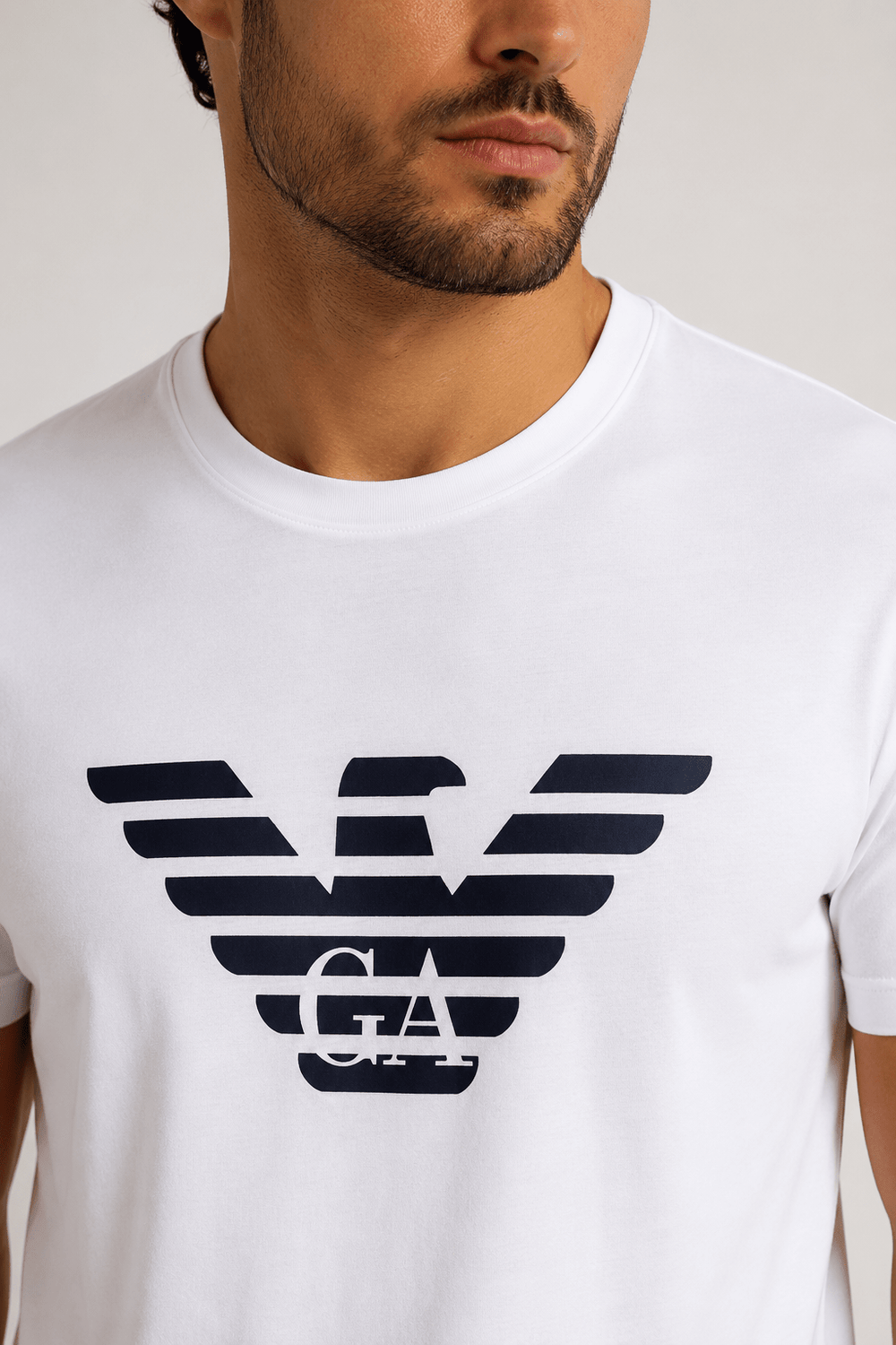 Camiseta Emporio Armani Logo Peito Branca - Henri Store