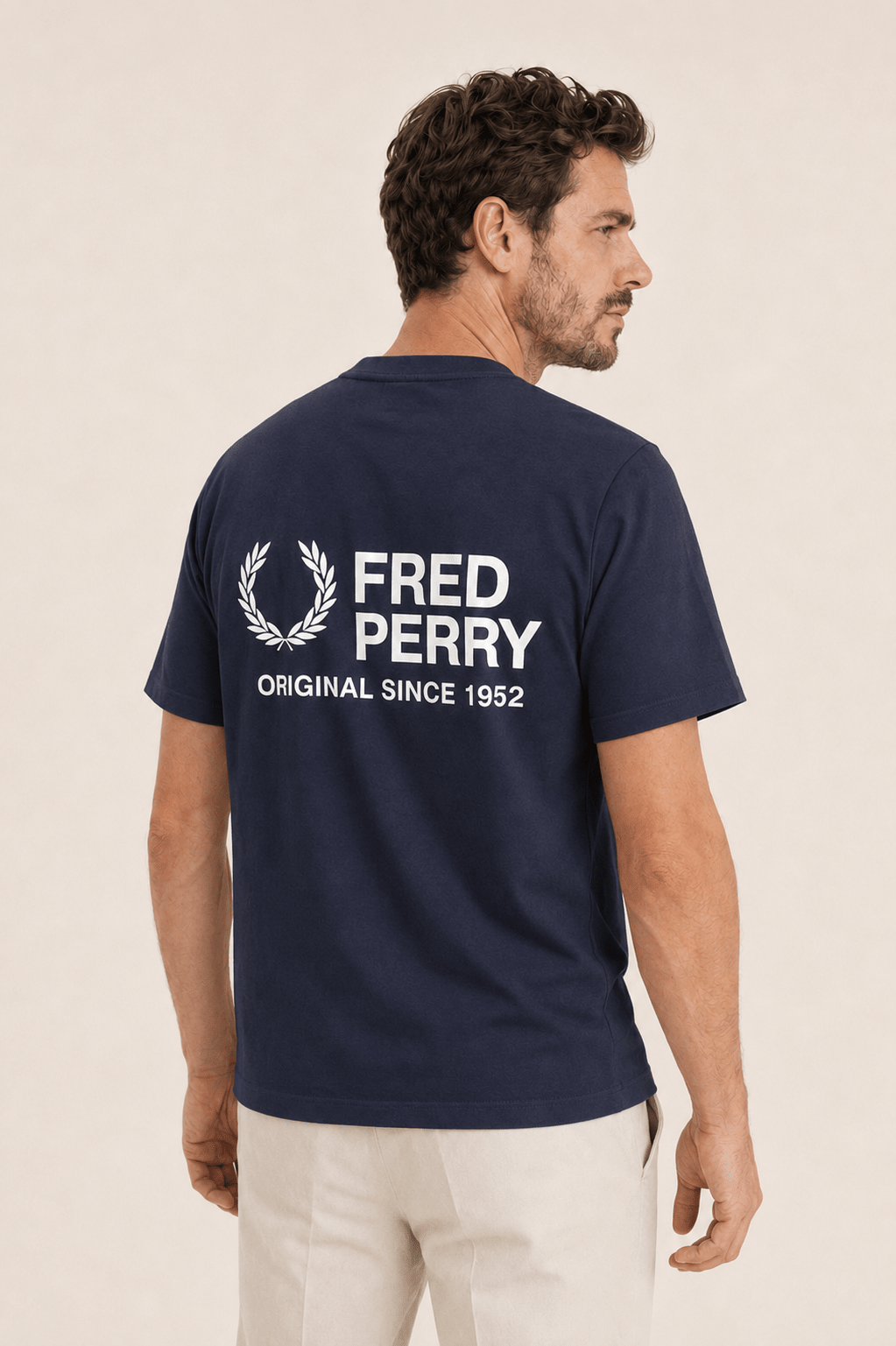 Camiseta Fred Perry Detalhe Costas - Henri Store