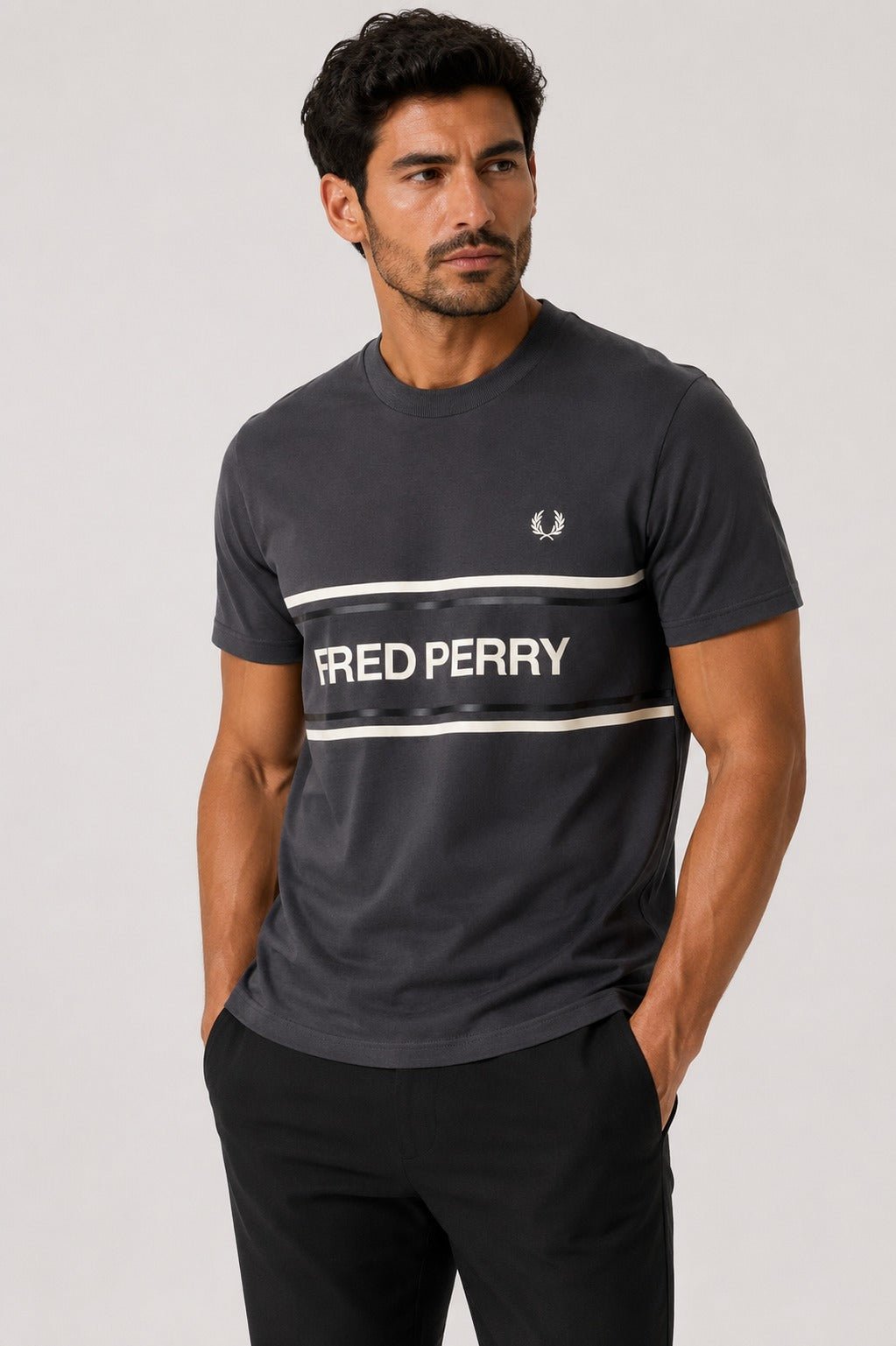 Camiseta Fred Perry Faixa Central - Henri Store