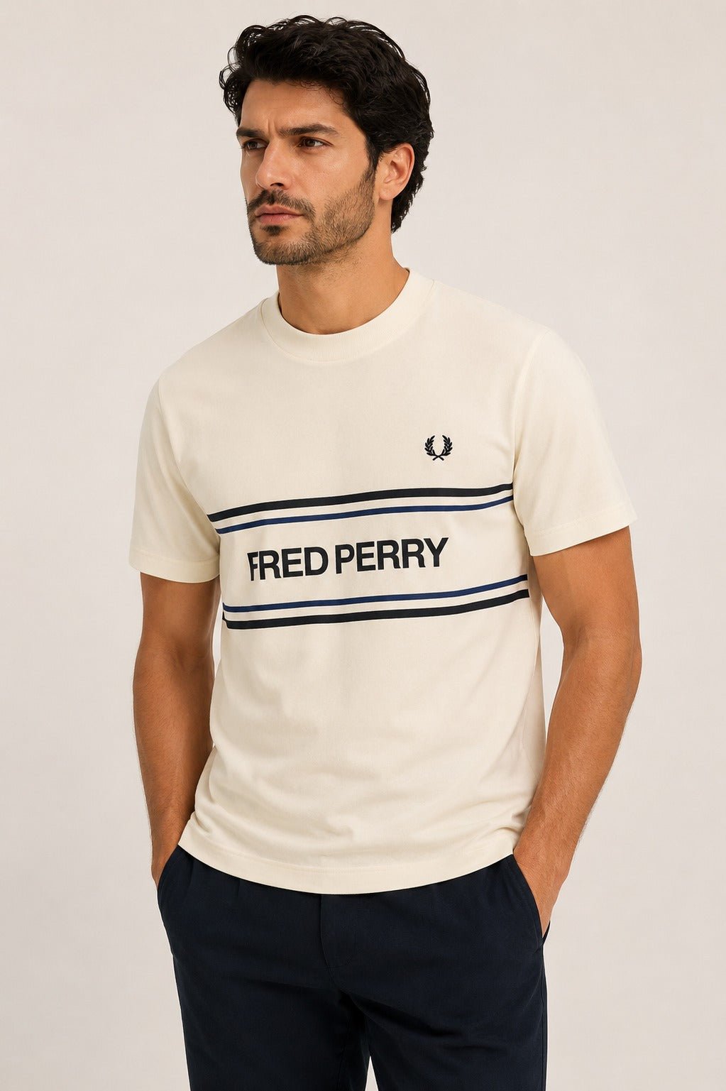 Camiseta Fred Perry Faixa Central - Henri Store