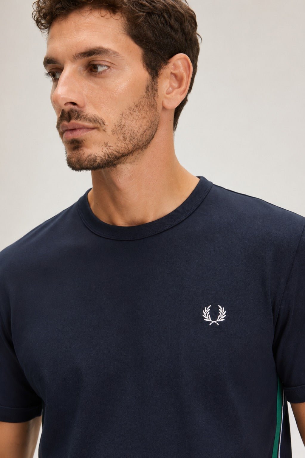 Camiseta Fred Perry Faixa Lateral - Henri Store
