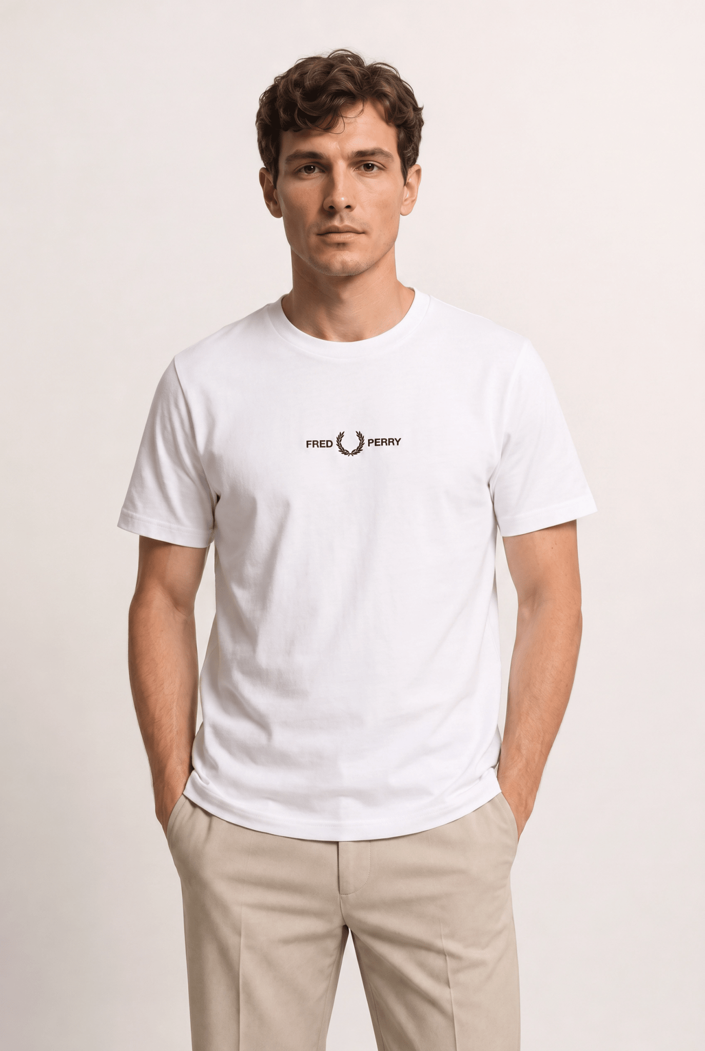 Camiseta Fred Perry Logo Central - Henri Store