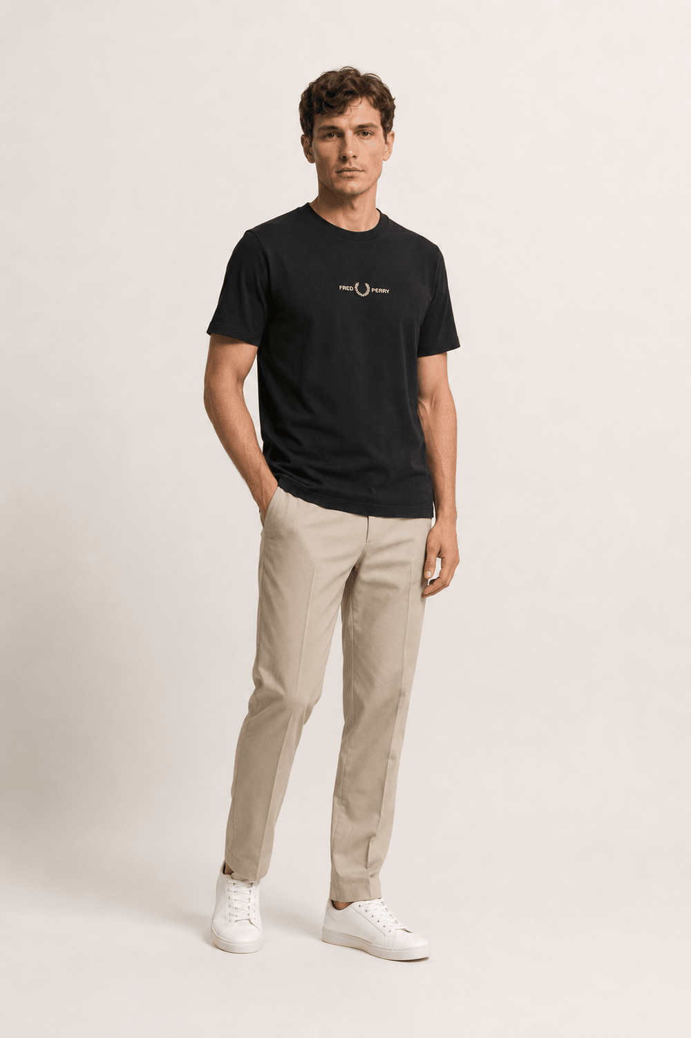 Camiseta Fred Perry Logo Central - Henri Store