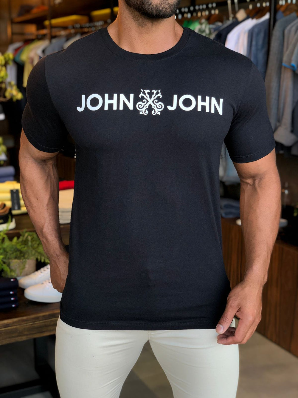 Camiseta John John Basic Preta - Henri Store