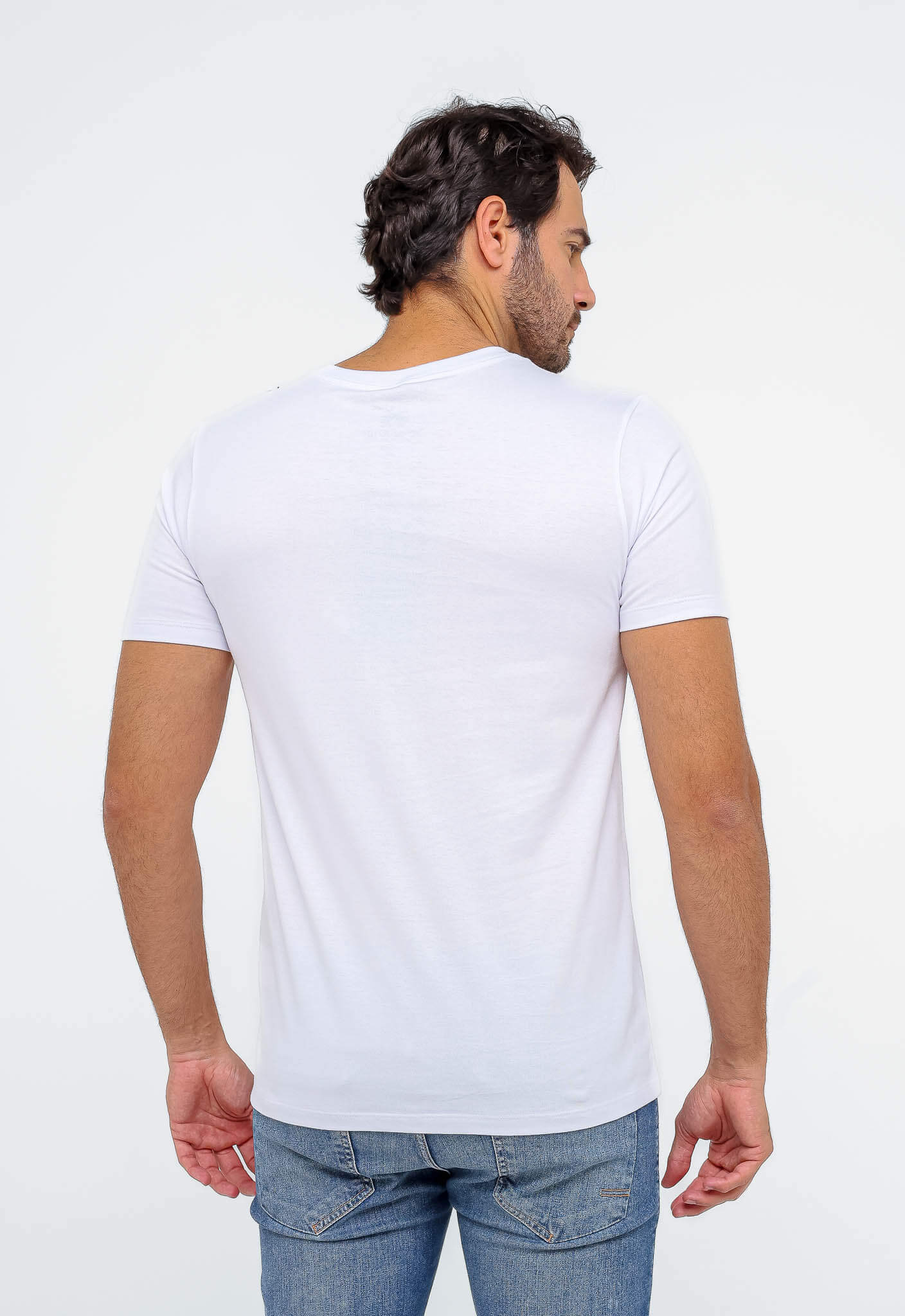 Camiseta John John Logo Peito - Sale - Henri Store