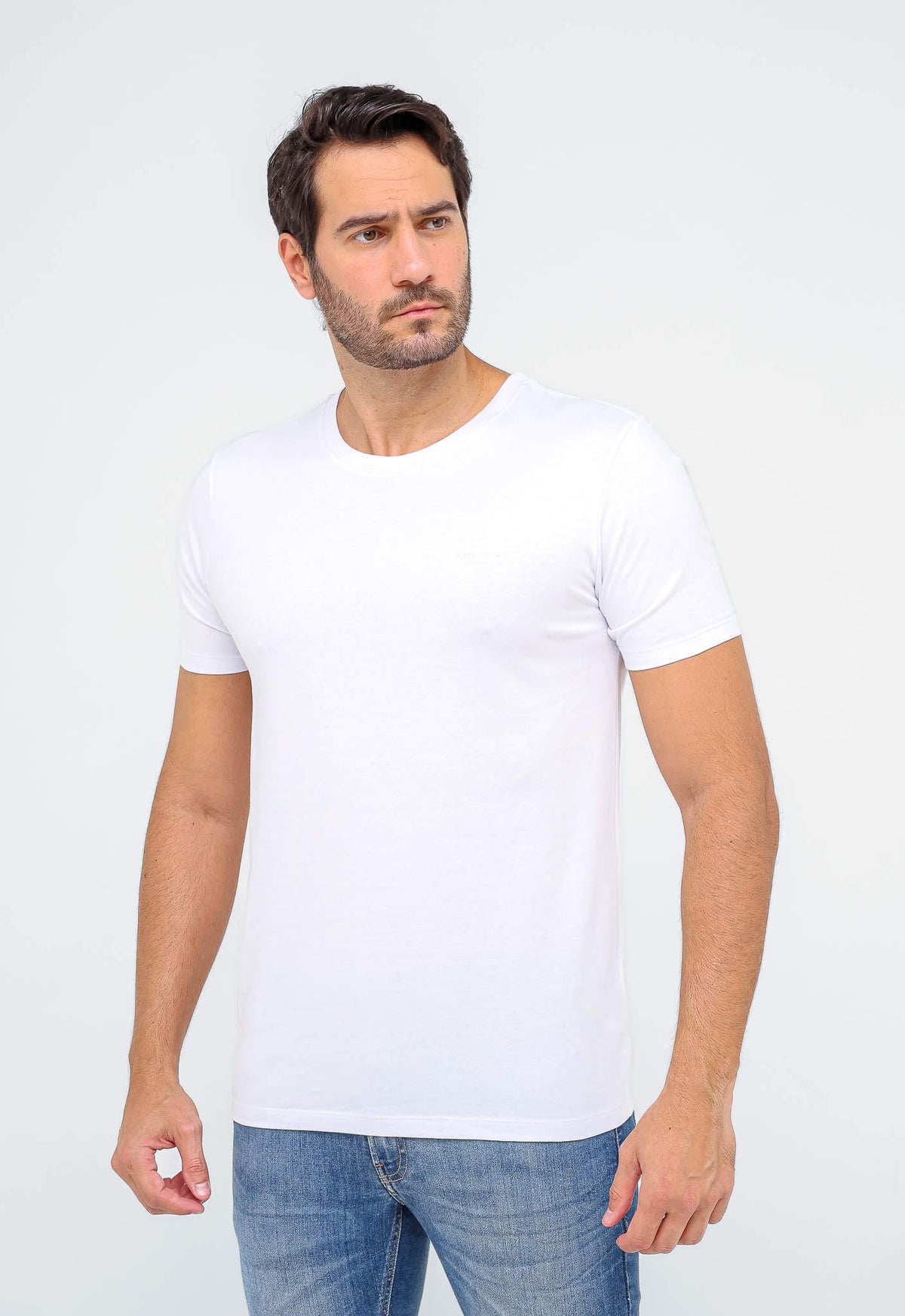 Camiseta John John Logo Peito - Sale - Henri Store
