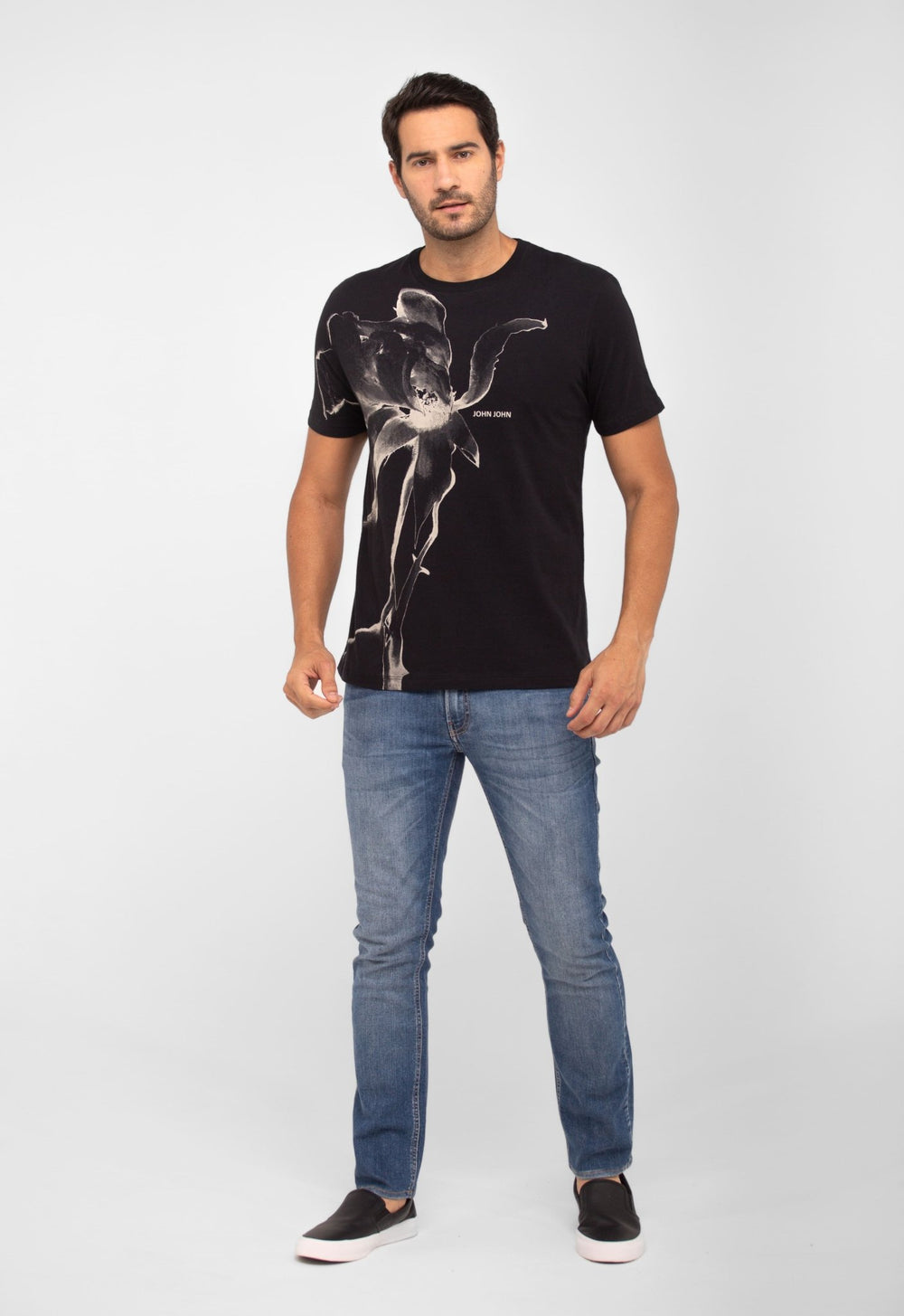 Camiseta John John Regular Fit Dark Flower - Henri Store