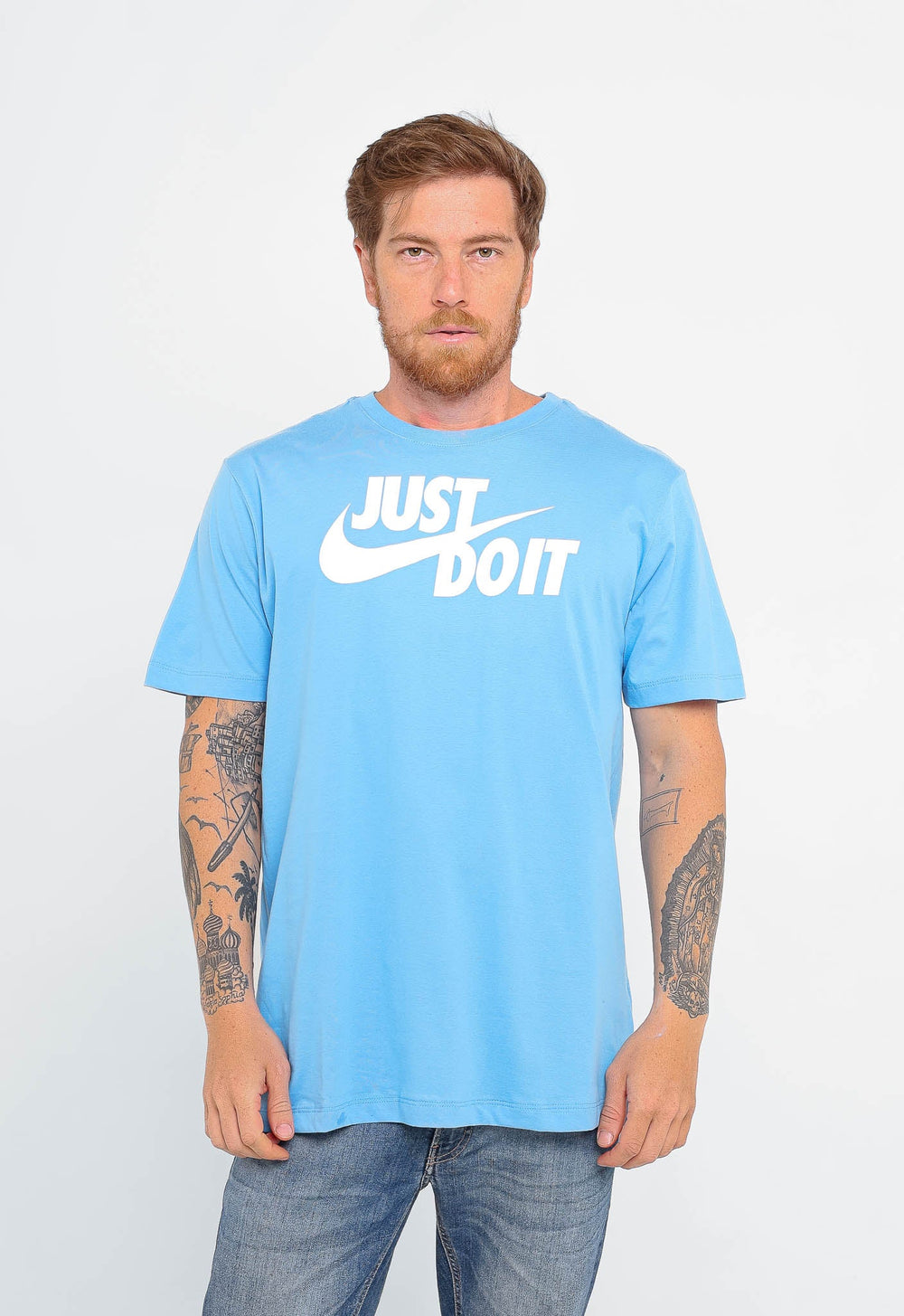 Camiseta Nike Just Do It Logo Central - Henri Store