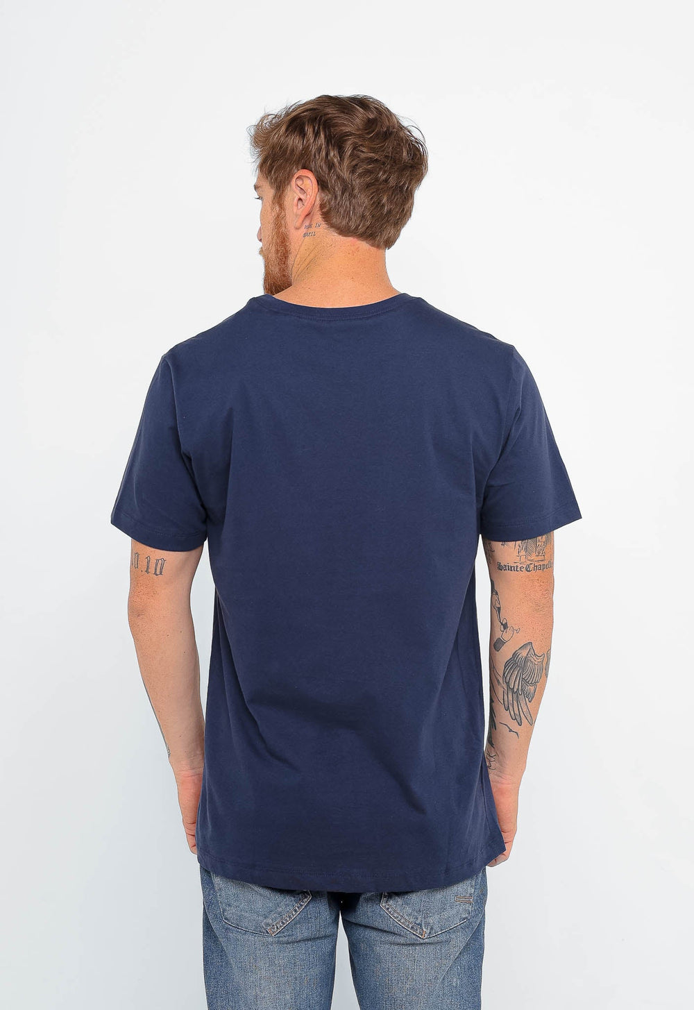 Camiseta Nike Just Do It Logo Central - Henri Store