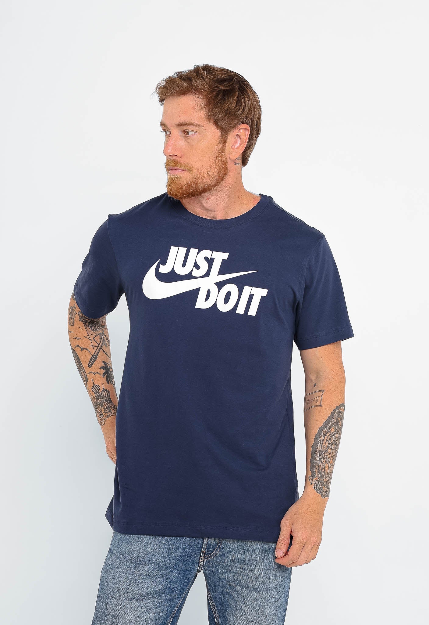 Camiseta Nike Just Do It Logo Central - Henri Store