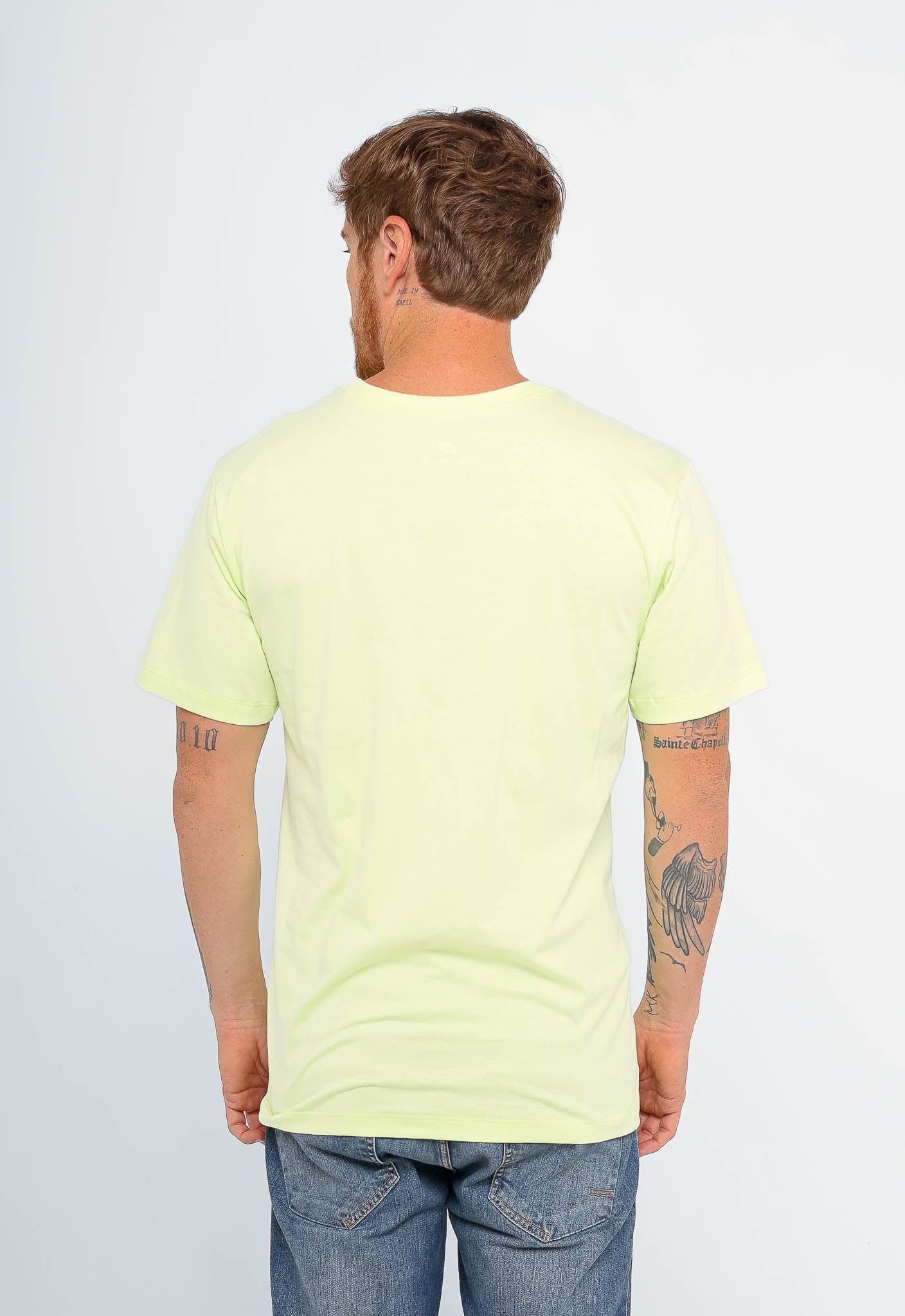 Camiseta Nike Just Do It Logo Central - Henri Store