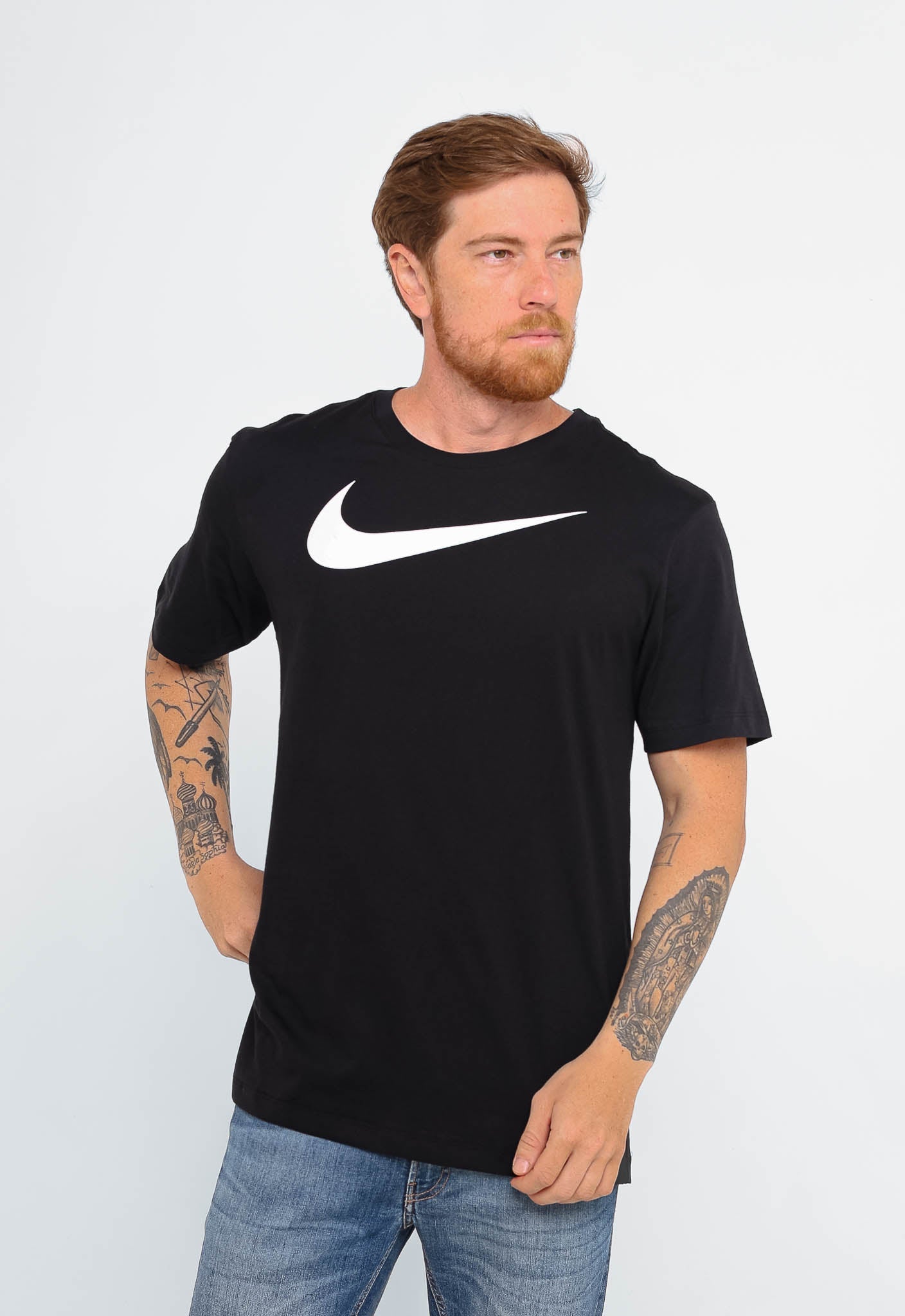 Camiseta Nike Logo Central. - Henri Store