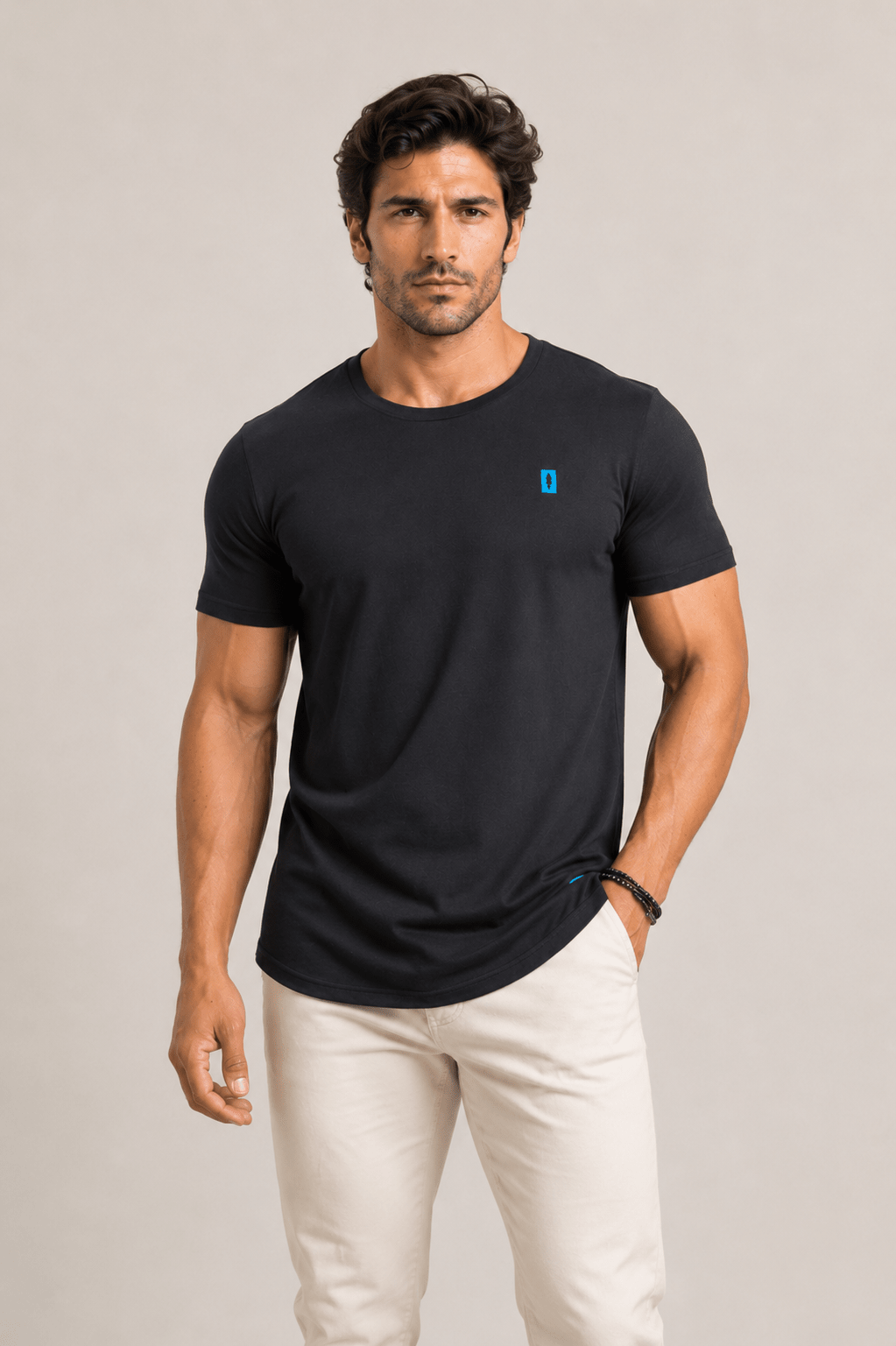 Camiseta Red Feather Long Preta - LIVE - Henri Store