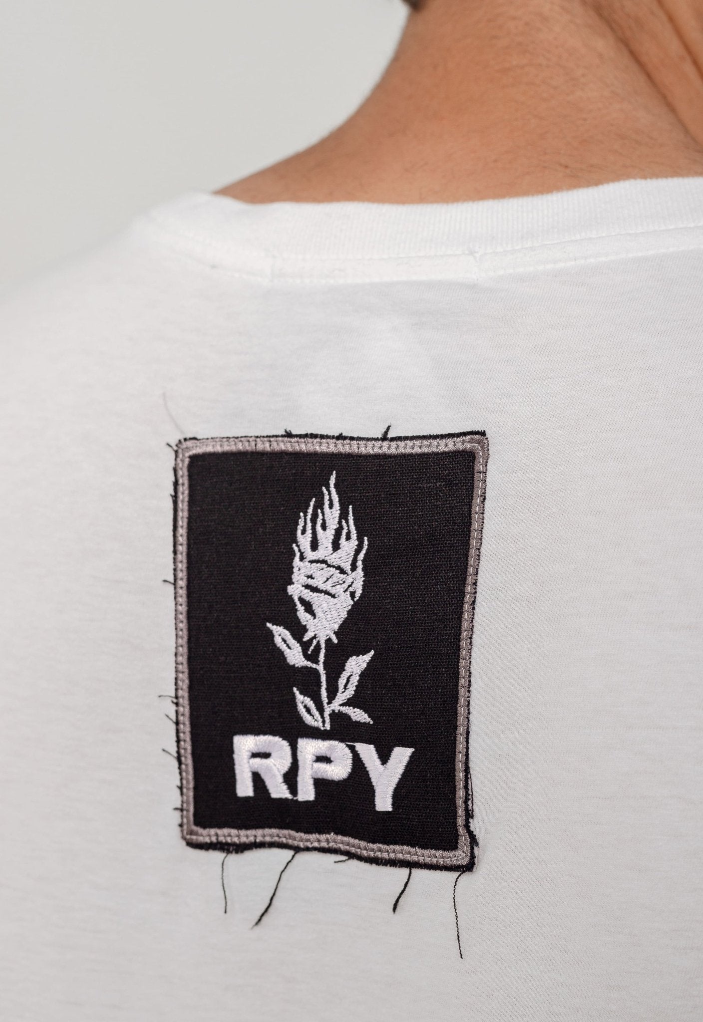 Camiseta Replay Patchs - Henri Store