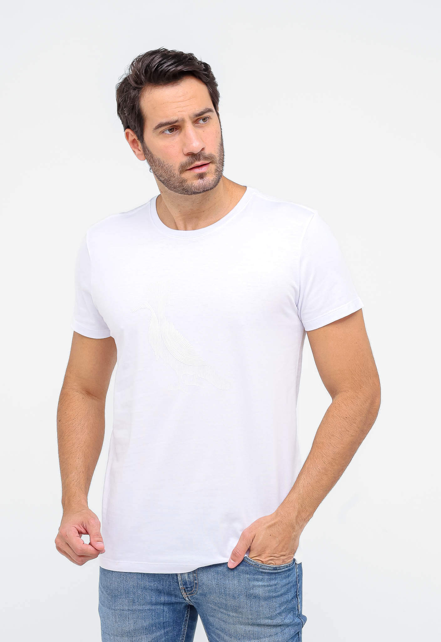 Camiseta Reserva Alto Relevo Logo Centro - Sale - Henri Store