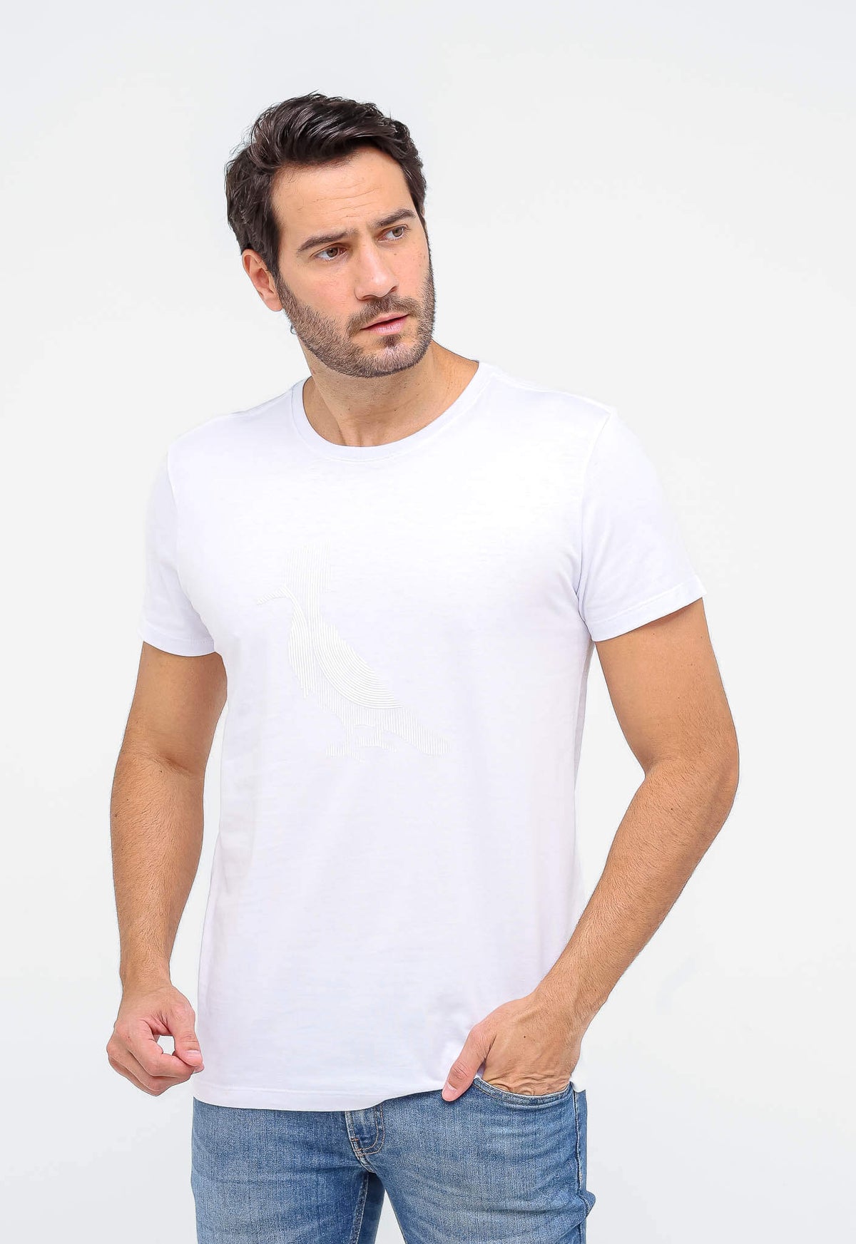 Camiseta Reserva Alto Relevo Logo Centro - Sale - Henri Store
