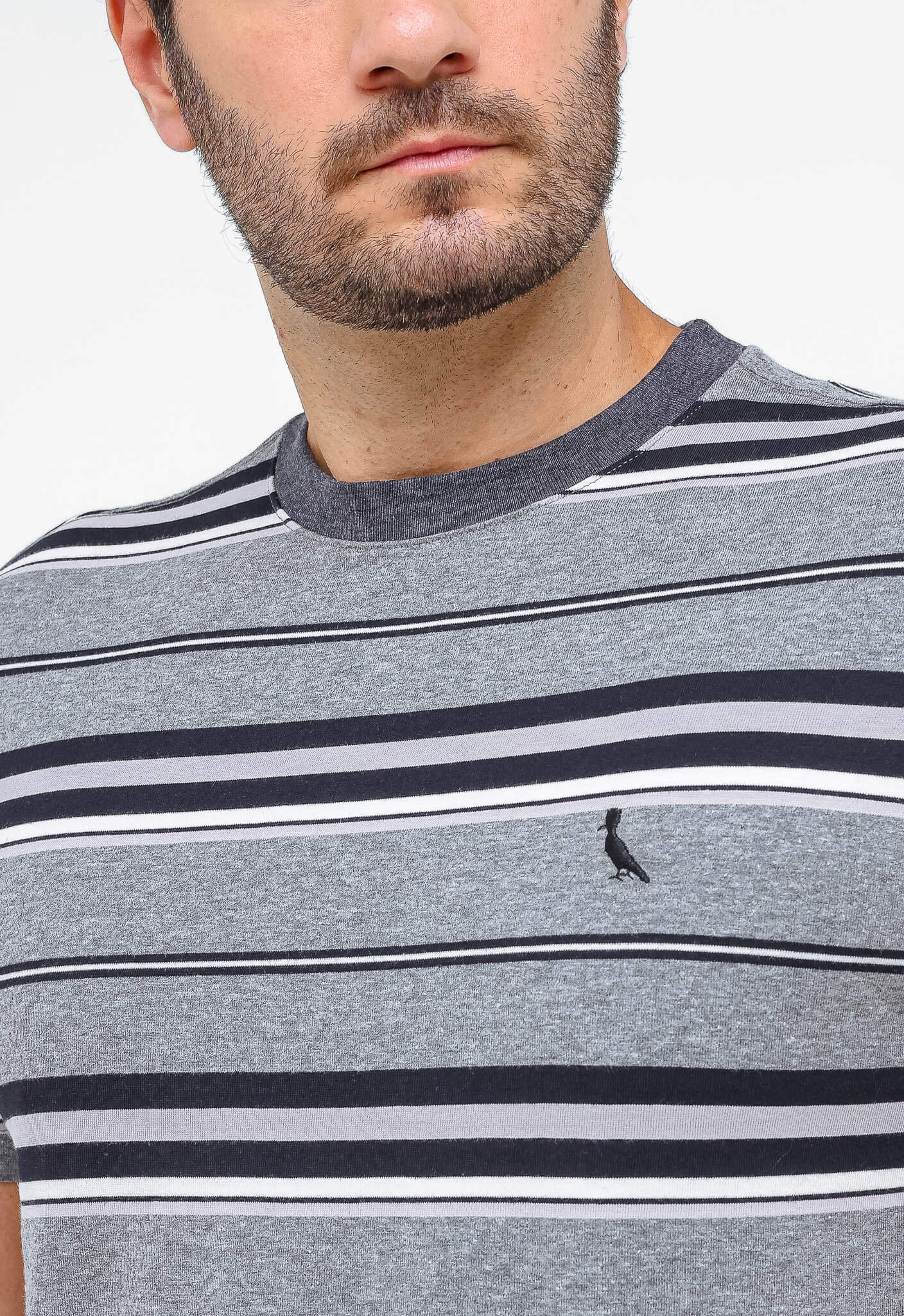 Camiseta Reserva Listrado Logo Peito - Sale - Henri Store