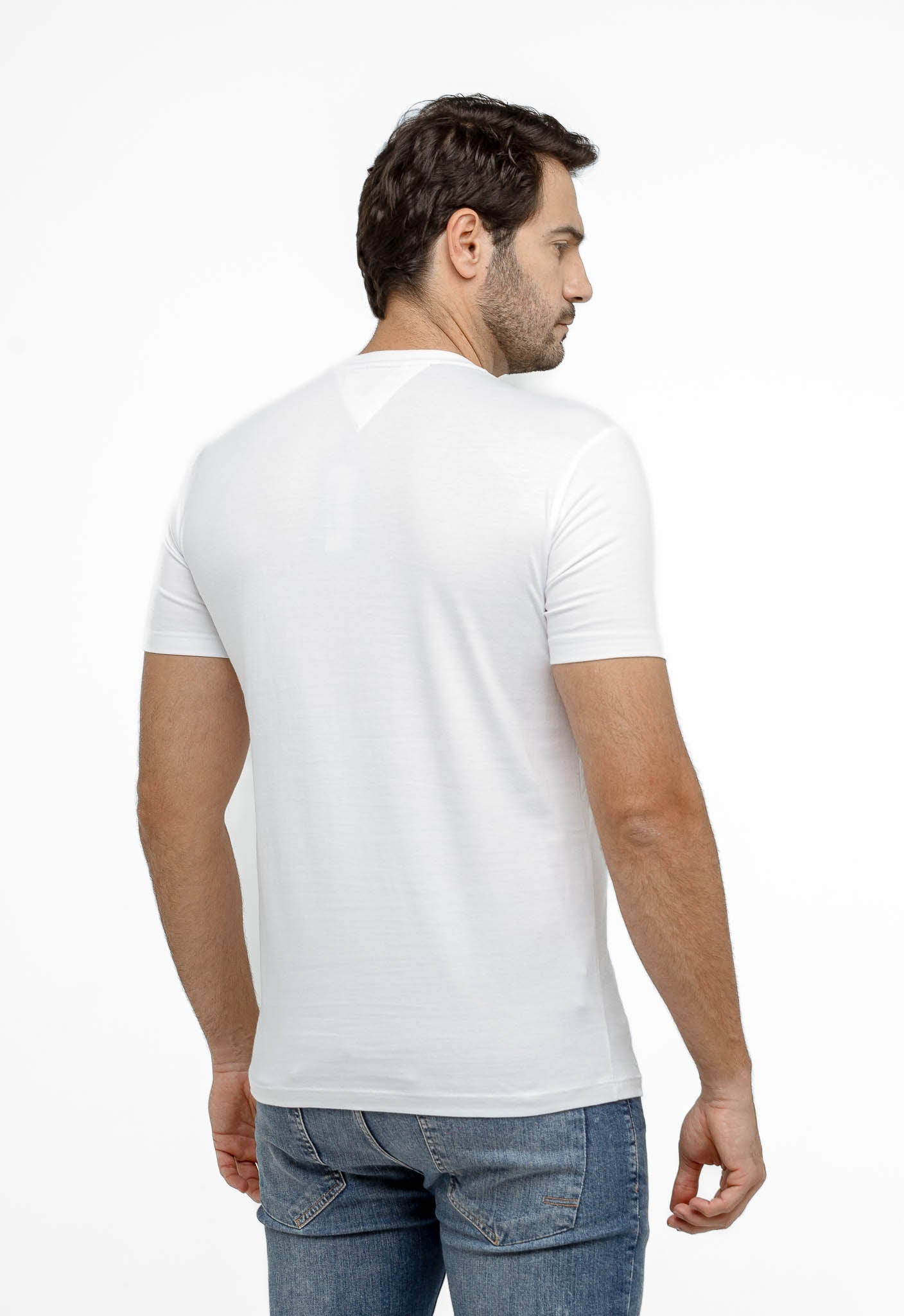 Camiseta Tommy HIfilger Minimal Logo Tee - Henri Store