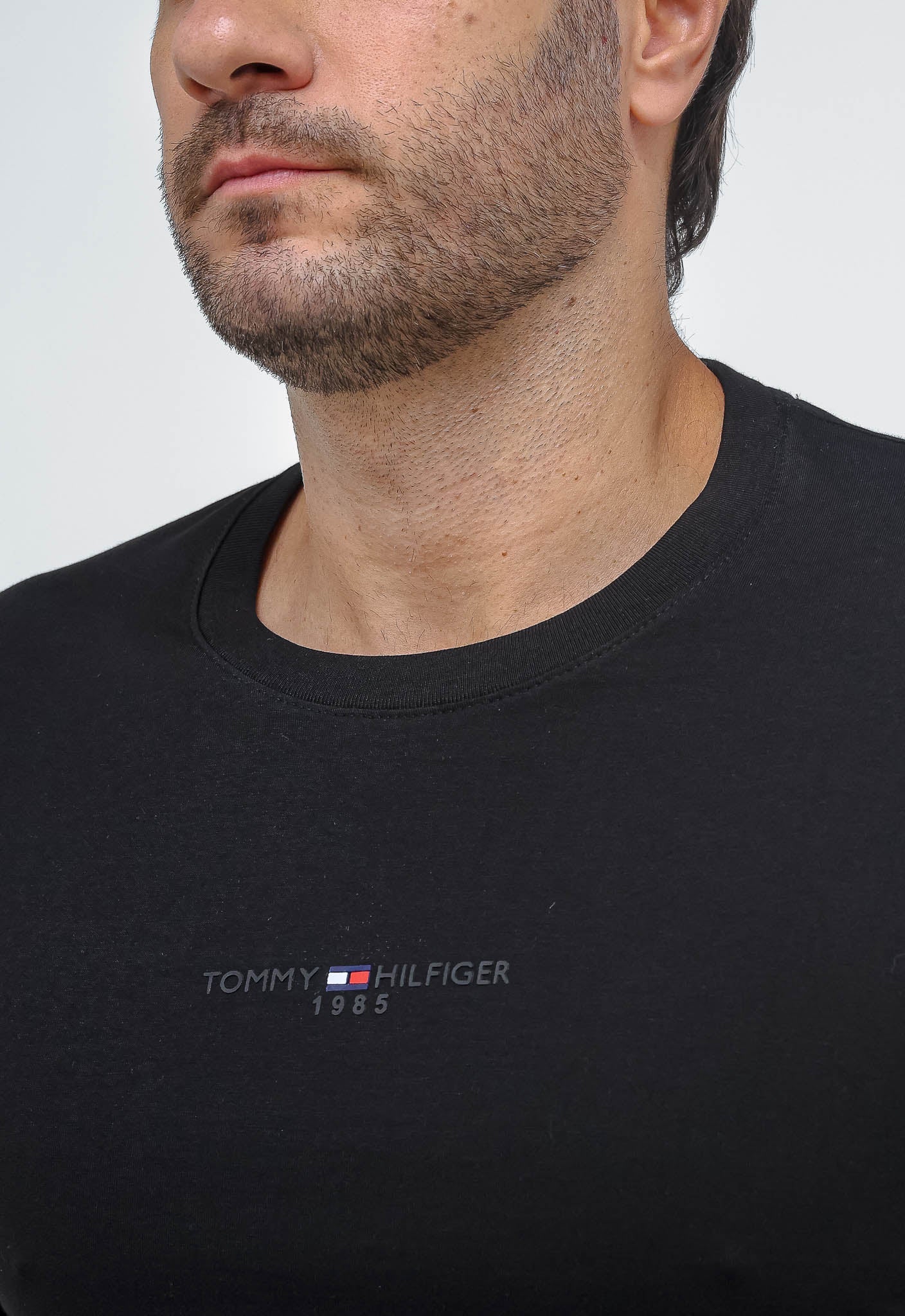 Camiseta Tommy Hilfiger 1985 Friso Manga - LIVE - Henri Store