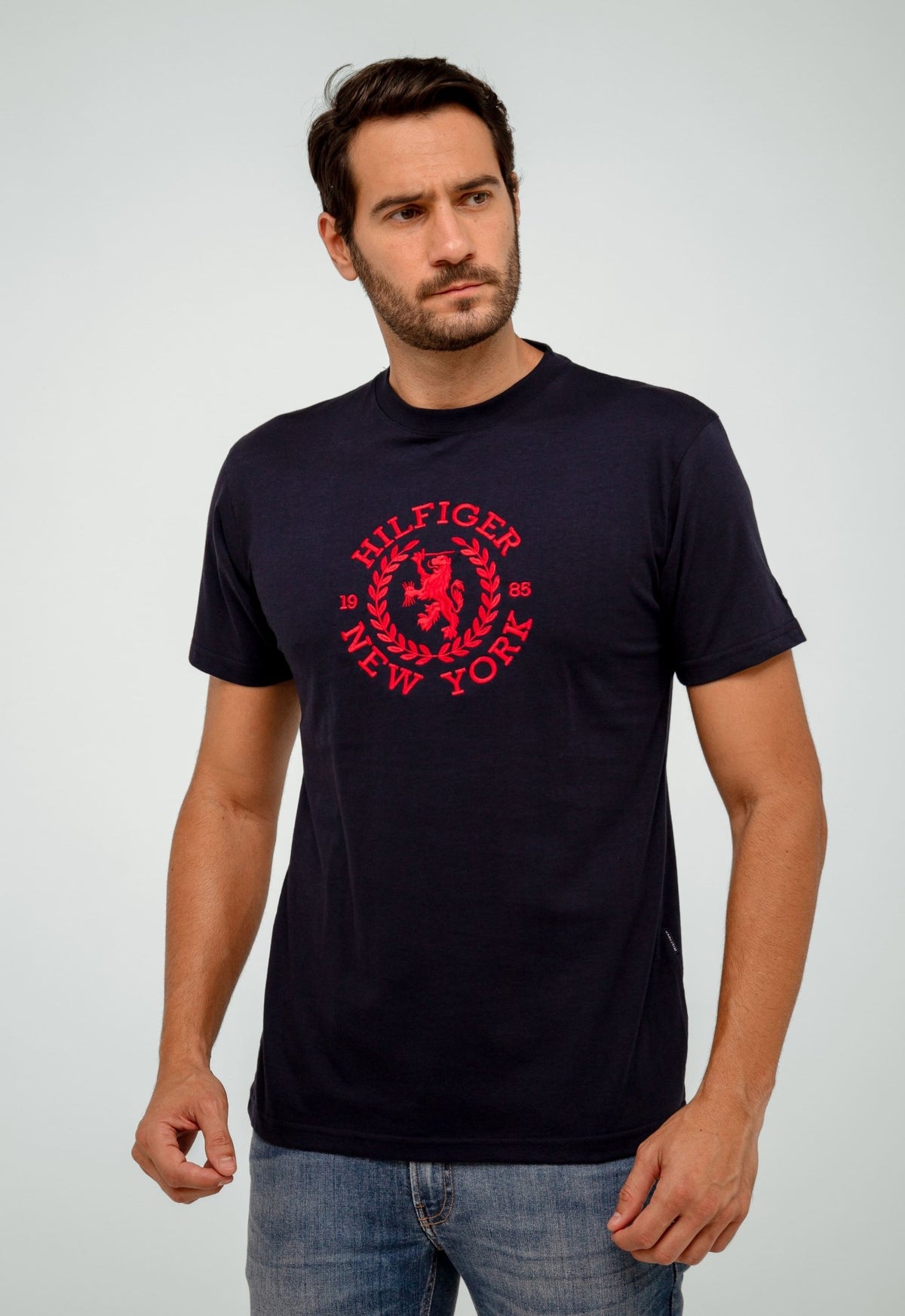 Camiseta Tommy Hilfiger 1985 - Henri Store