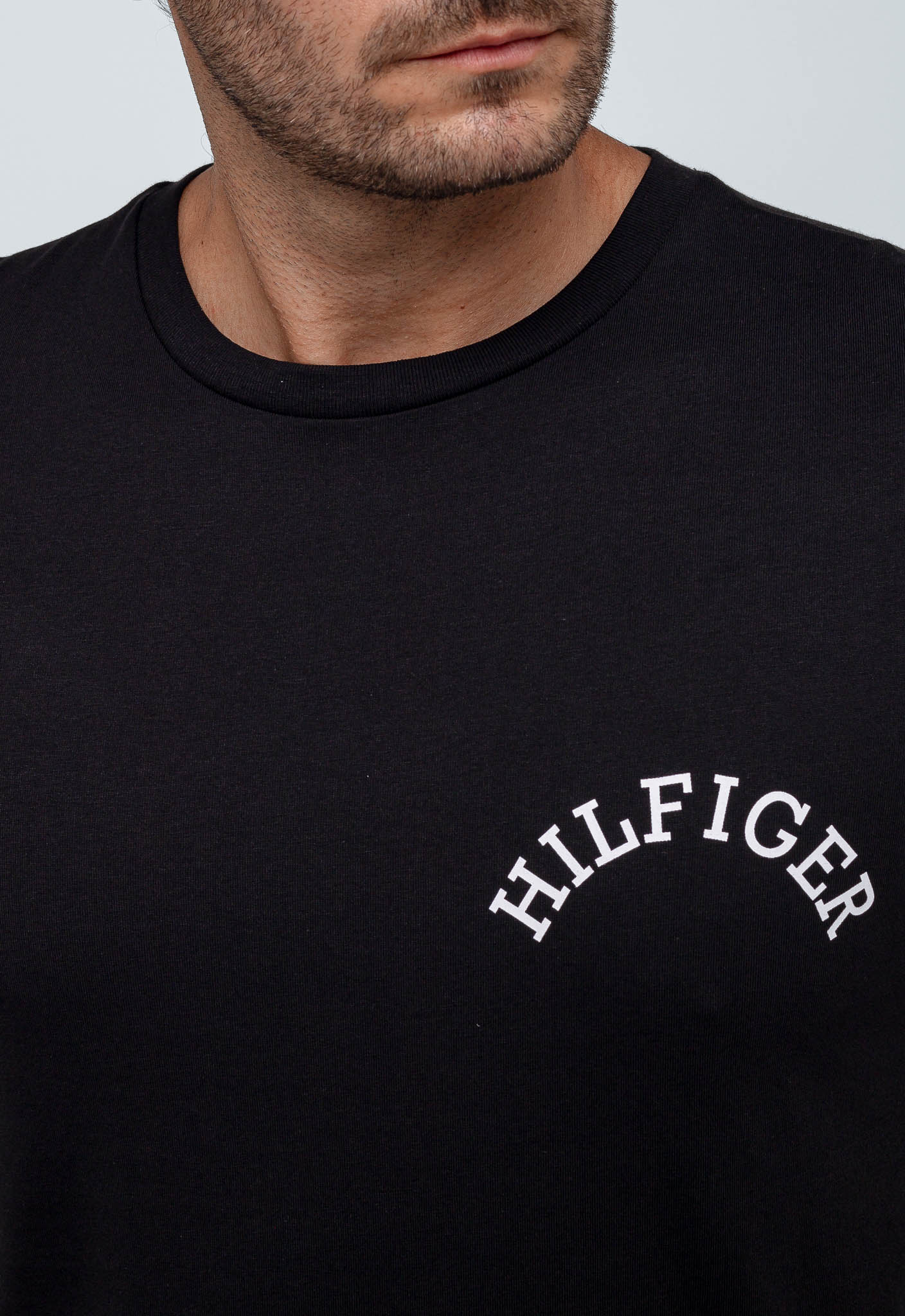 Camiseta Tommy Hilfiger Back Logo Tee - Henri Store