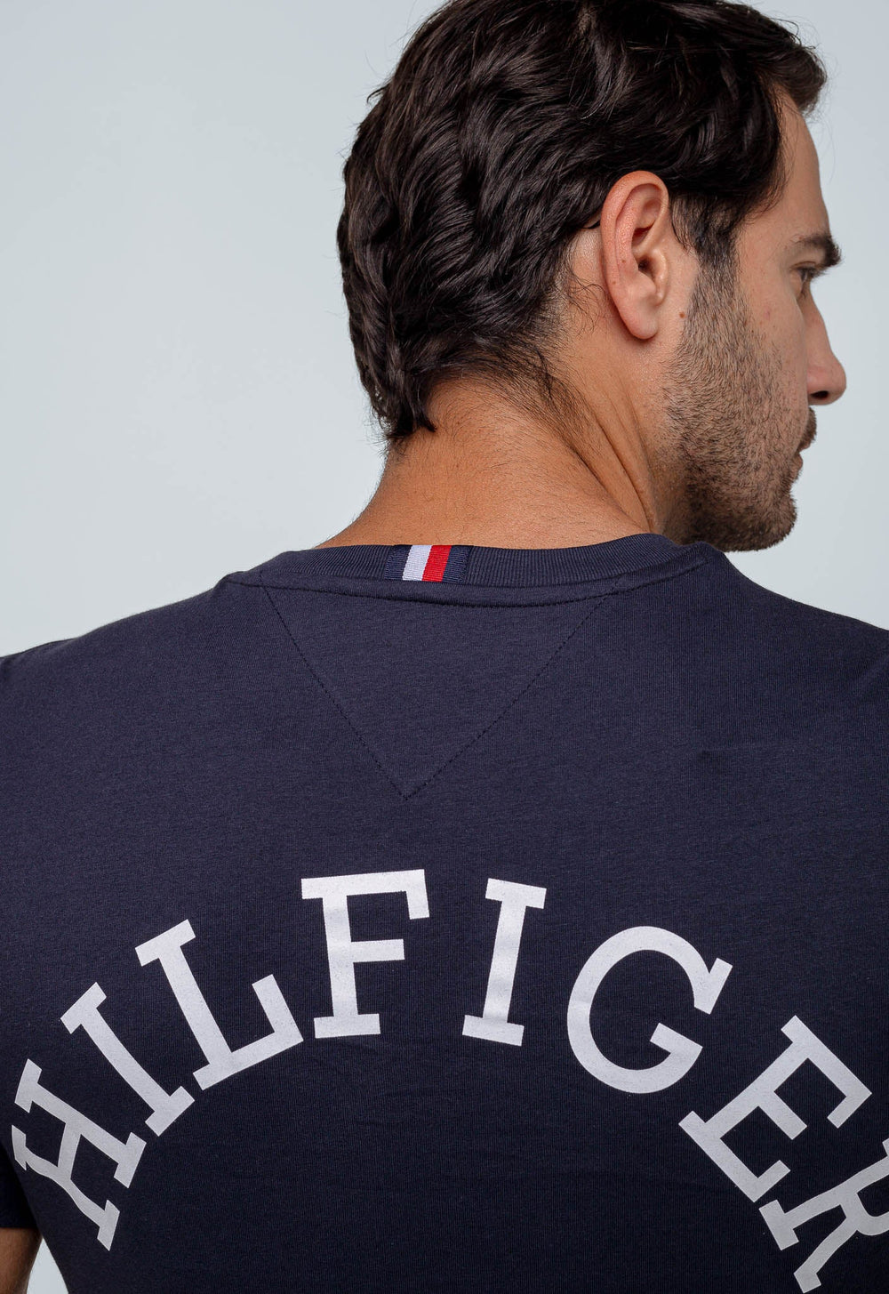Camiseta Tommy Hilfiger Back Logo Tee - Henri Store