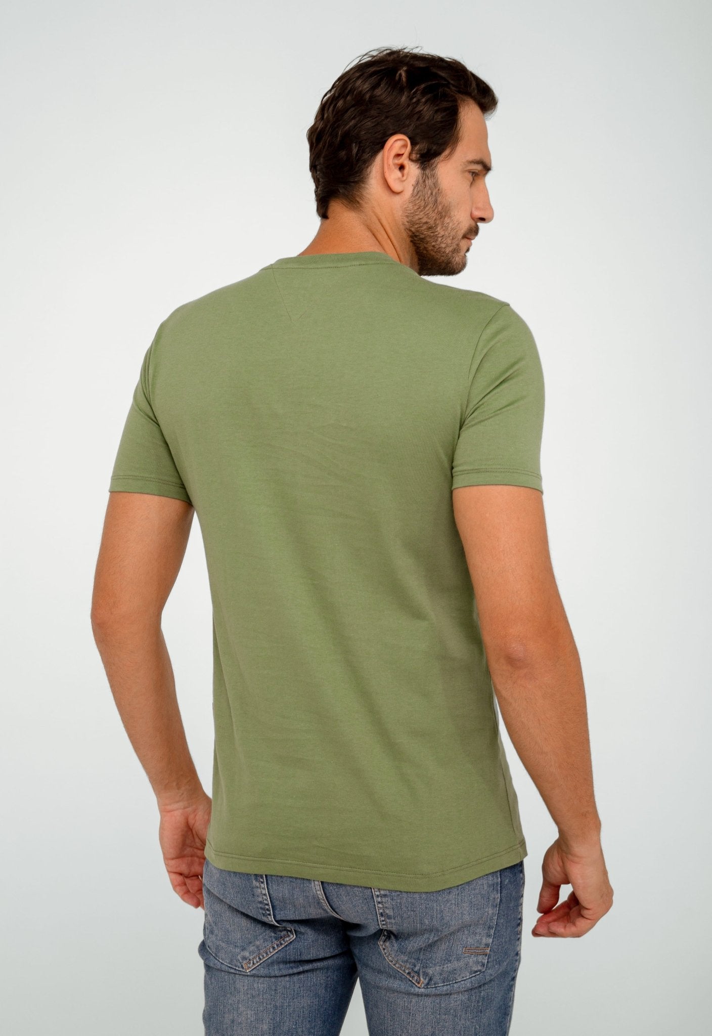 Camiseta Tommy Hilfiger Básica Essential - Sale - LIVE - Henri Store