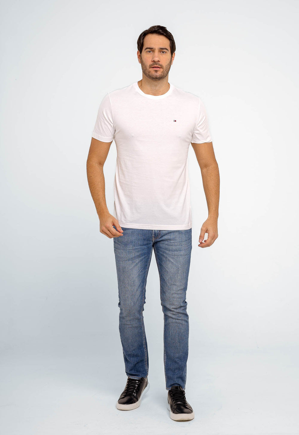 Camiseta Tommy Hilfiger Básica Essential - Sale - LIVE - Henri Store
