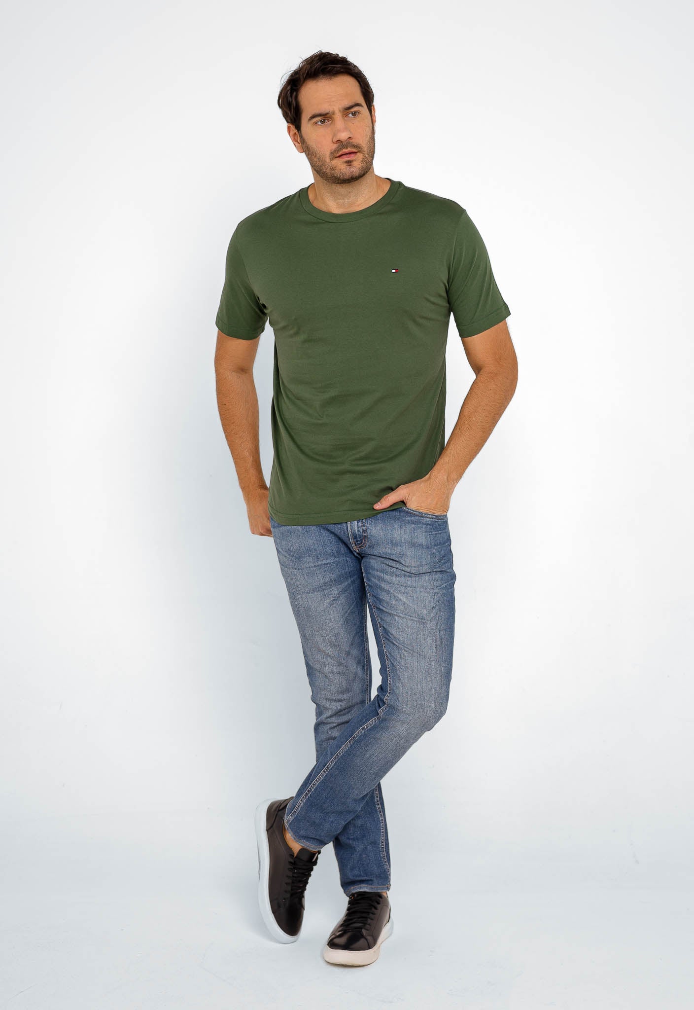Camiseta Tommy Hilfiger Básica Essential - Sale - LIVE - Henri Store