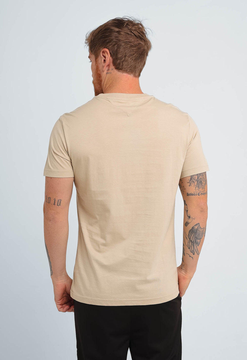 Camiseta Tommy Hilfiger Básica Essential - Sale - LIVE - Henri Store