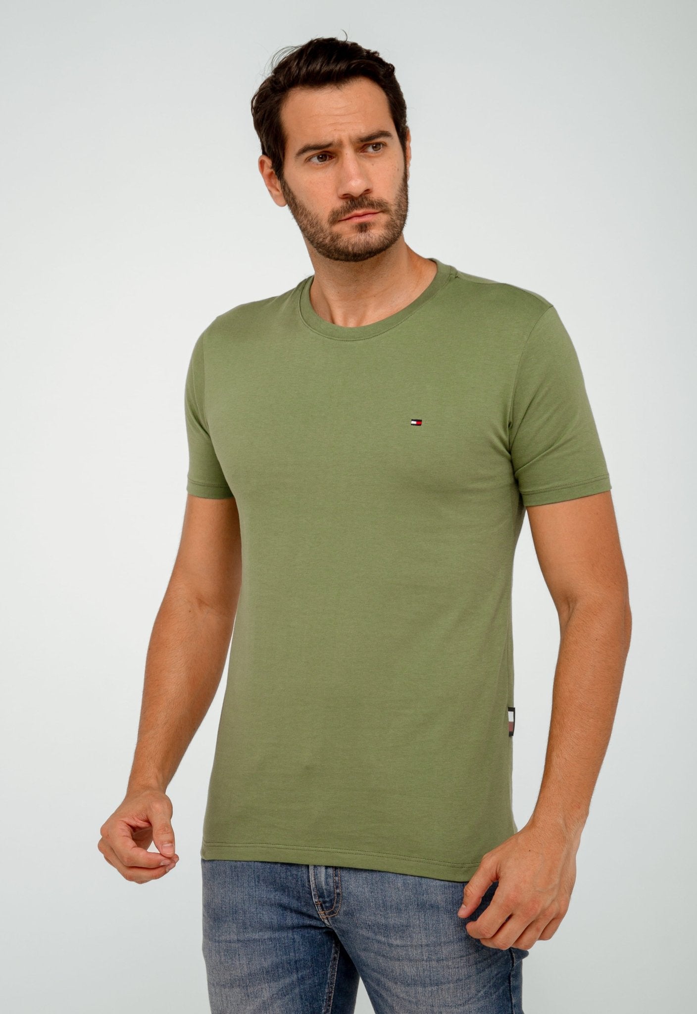 Camiseta Tommy Hilfiger Básica Essential - Sale - LIVE - Henri Store