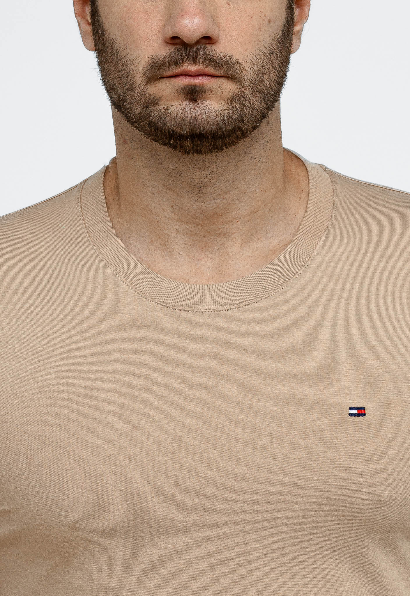 Camiseta Tommy Hilfiger Básica Friso Manga - Henri Store