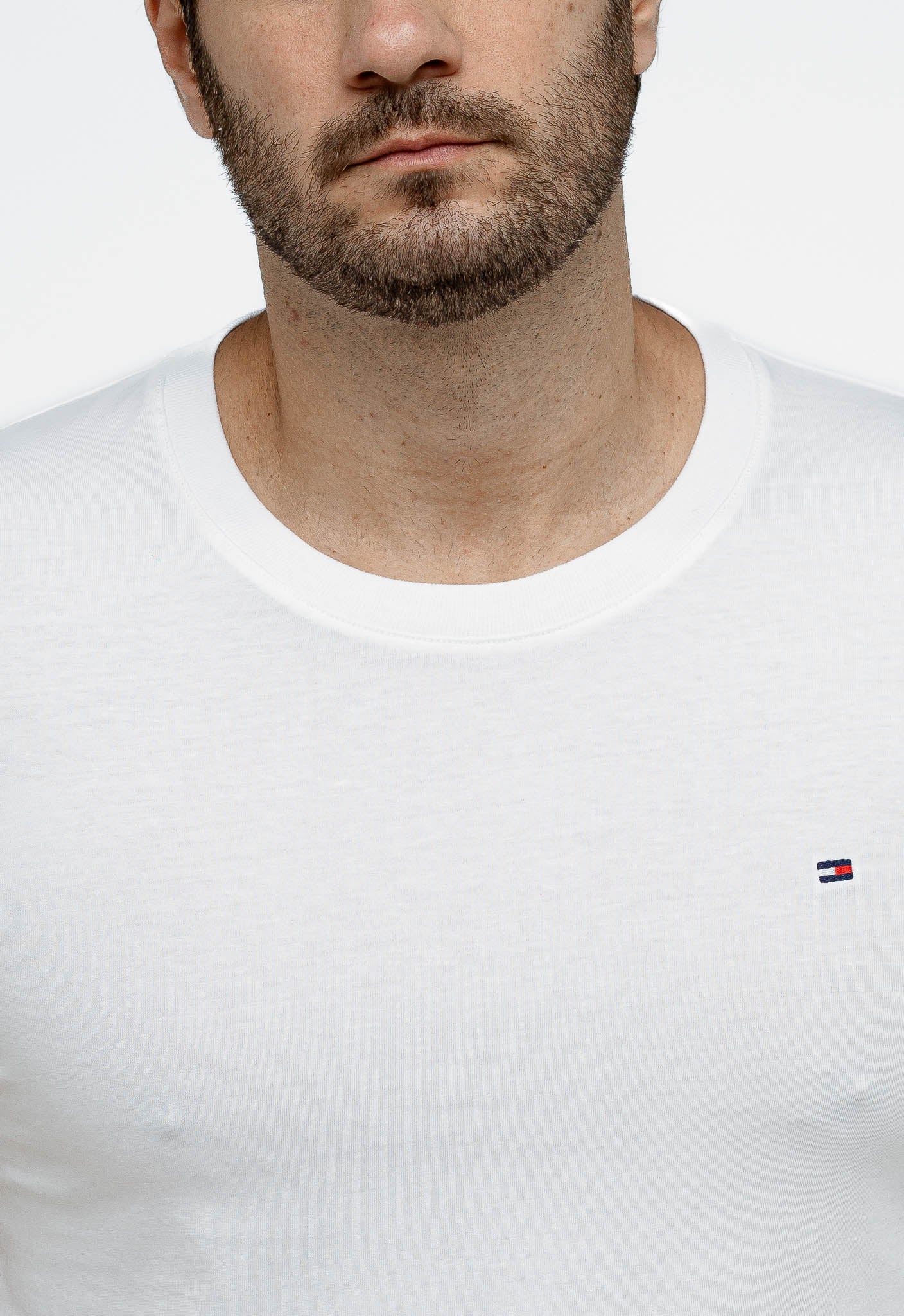 Camiseta Tommy Hilfiger Básica Friso Manga - Henri Store