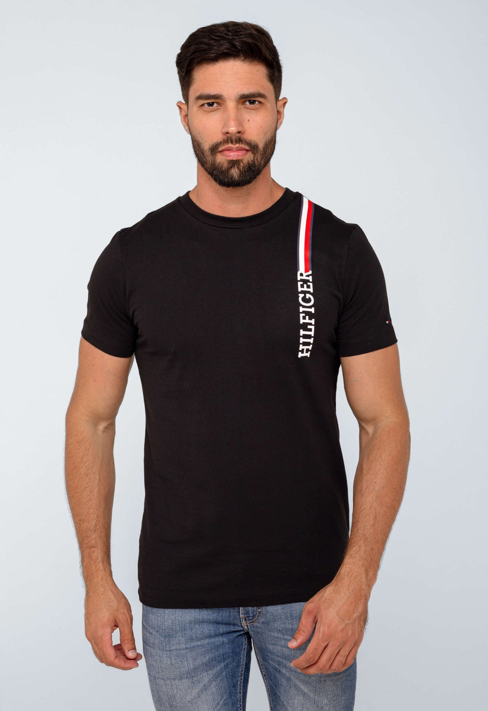 Camiseta Tommy Hilfiger Básica Logo Linear - Henri Store