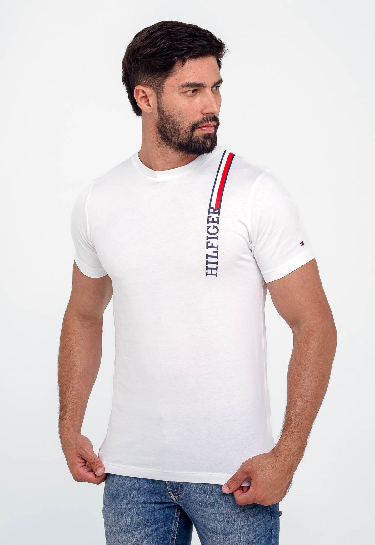 Camiseta Tommy Hilfiger Básica Logo Linear - Henri Store