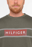 Camiseta Tommy Hilfiger Brand Love - Henri Store