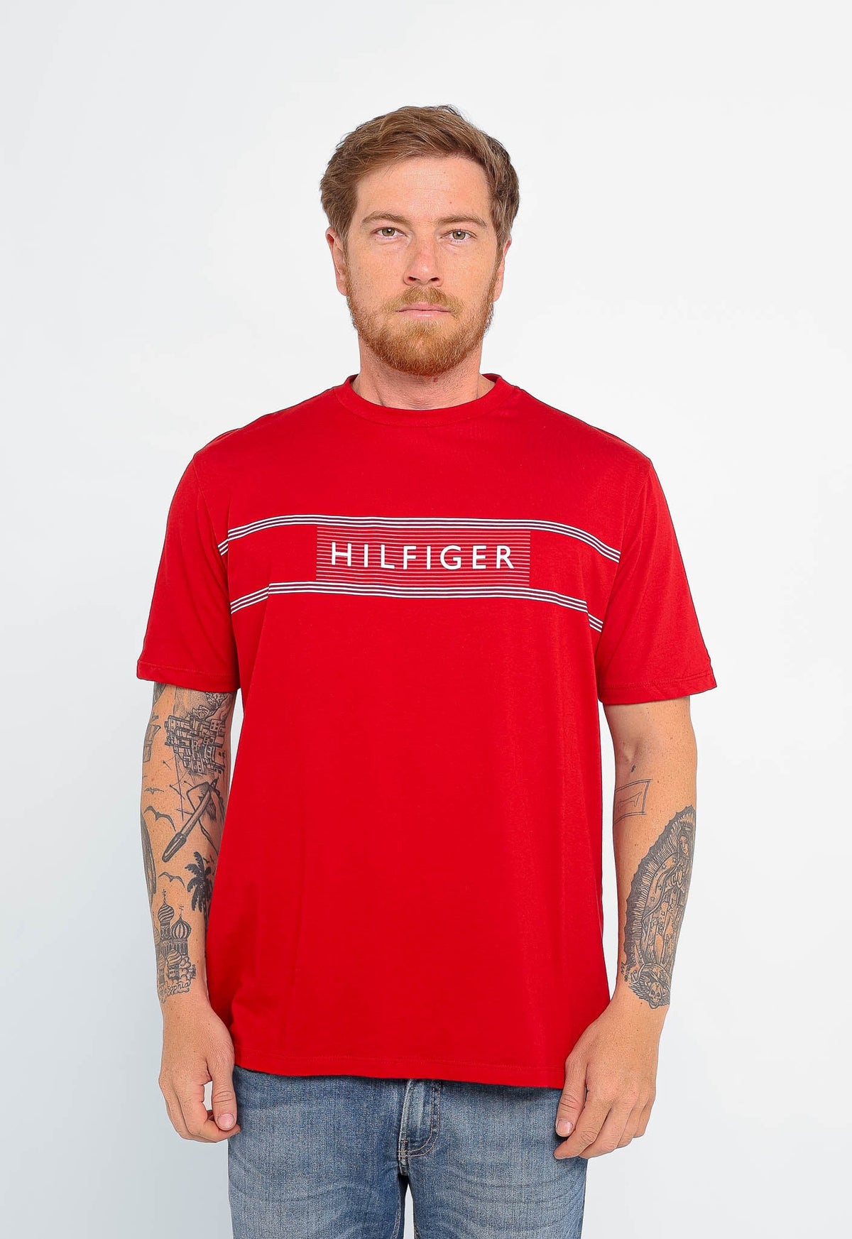 Camiseta Tommy Hilfiger Brand Love - Henri Store