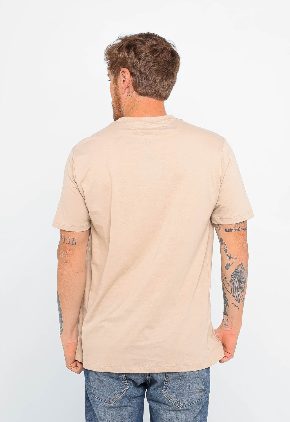 Camiseta Tommy Hilfiger Brand Love - Henri Store