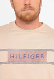 Camiseta Tommy Hilfiger Brand Love - Henri Store