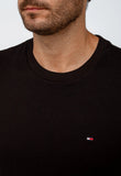 Camiseta Tommy Hilfiger em Piquet com Friso no Punho - Henri Store