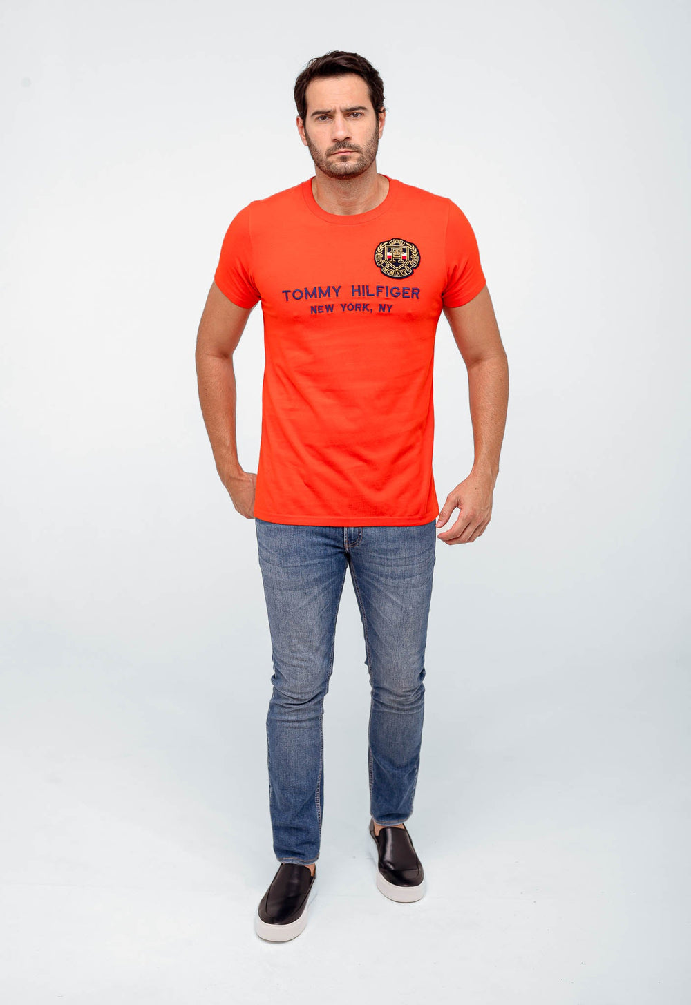 Camiseta Tommy Hilfiger Emblem New York - Henri Store