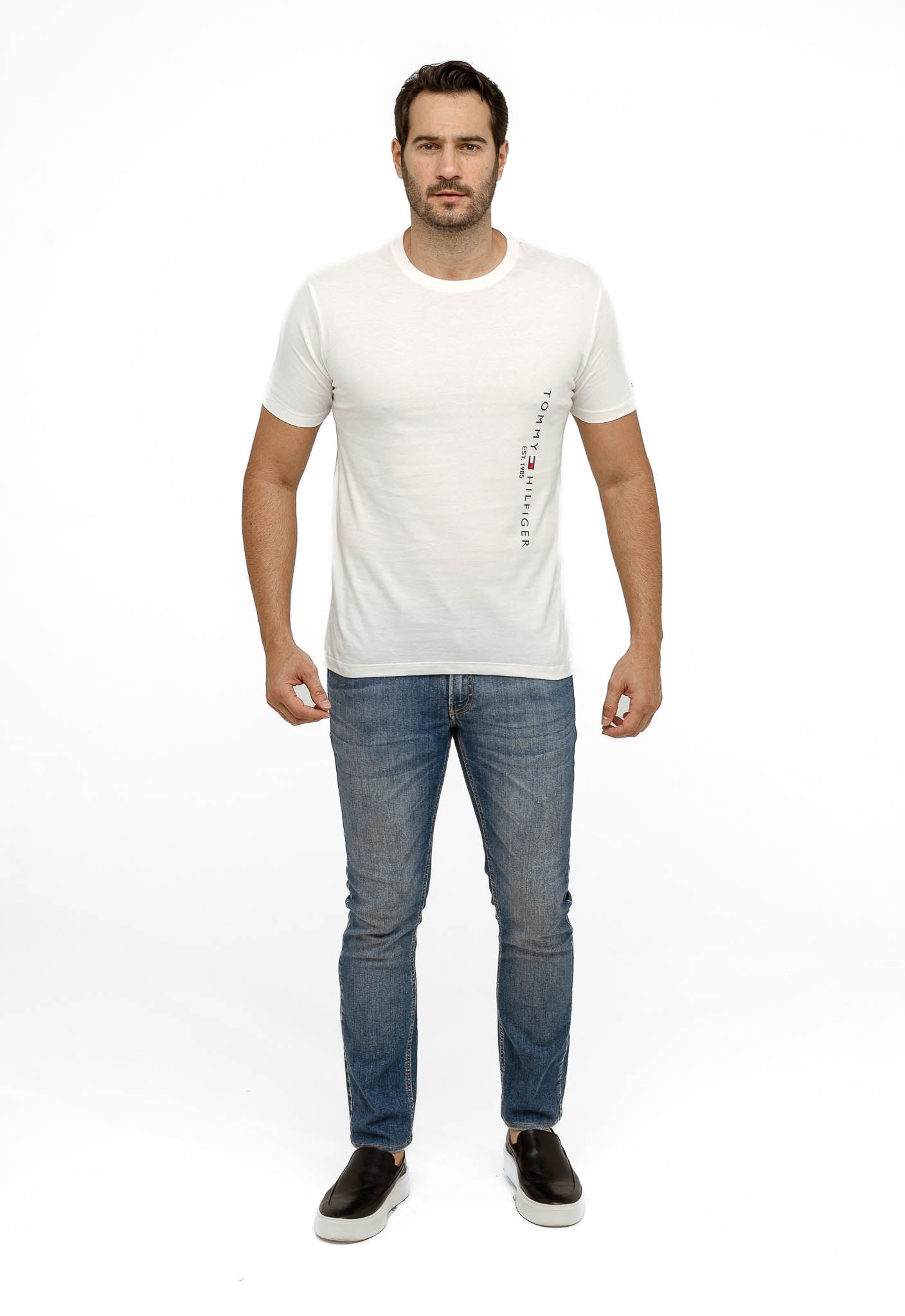 Camiseta Tommy Hilfiger Escrita Lateral - Live - Henri Store