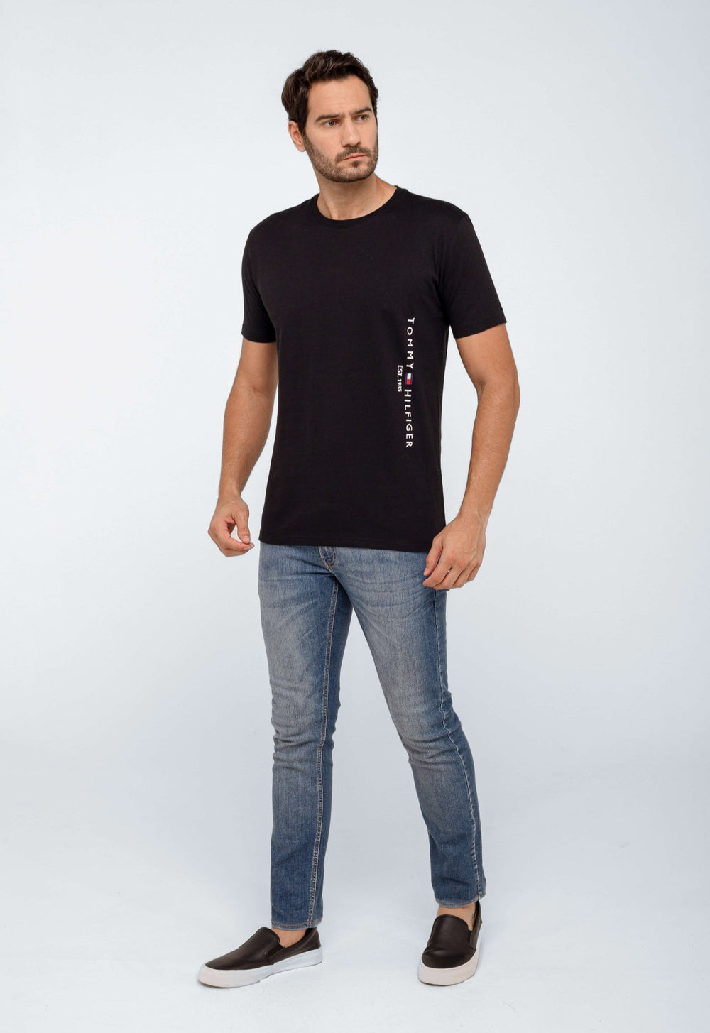 Camiseta Tommy Hilfiger Escrita Lateral - Live - Henri Store