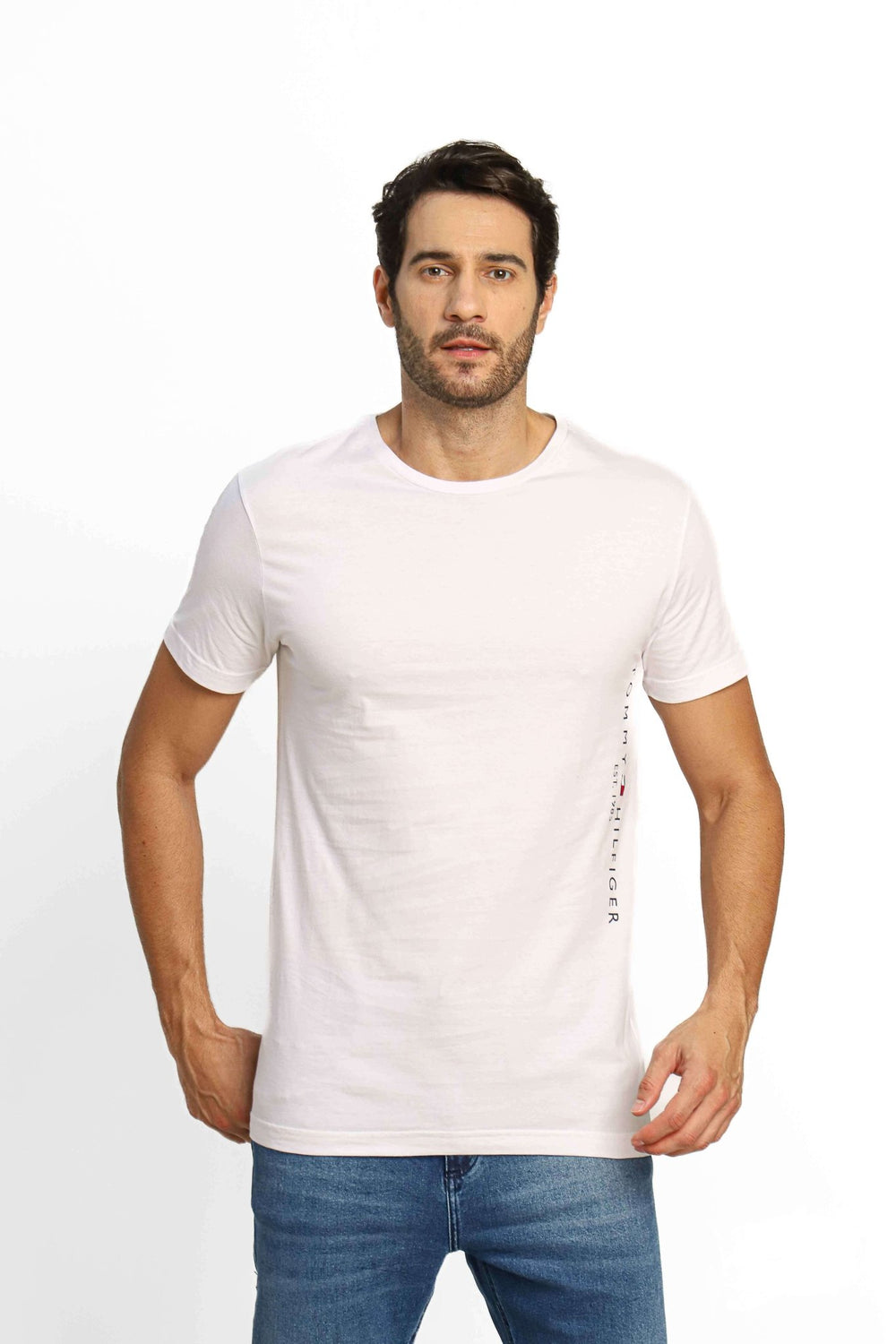 Camiseta Tommy Hilfiger Escrita Lateral - Henri Store