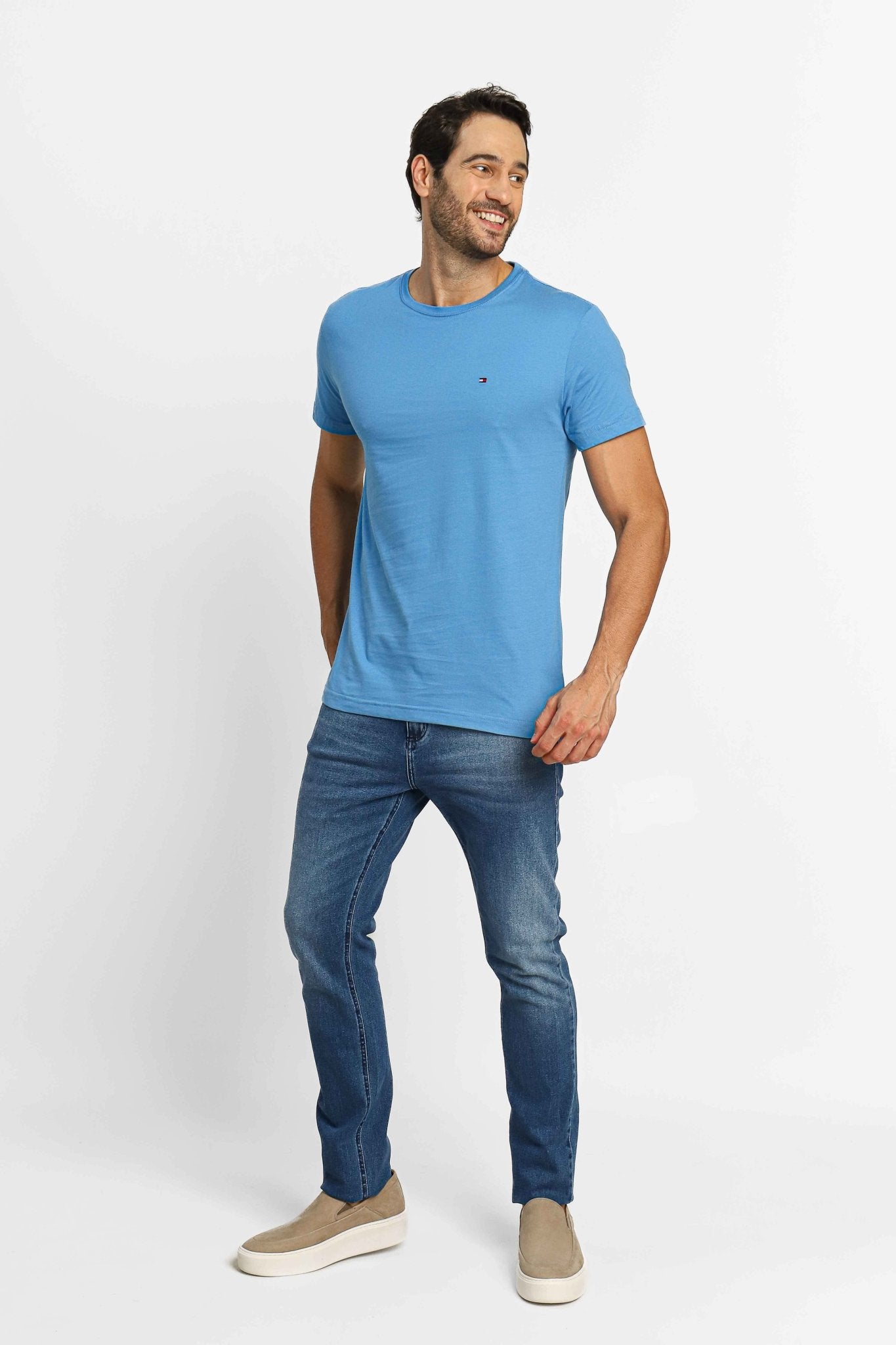 Camiseta Tommy Hilfiger Essential Azul - Henri Store