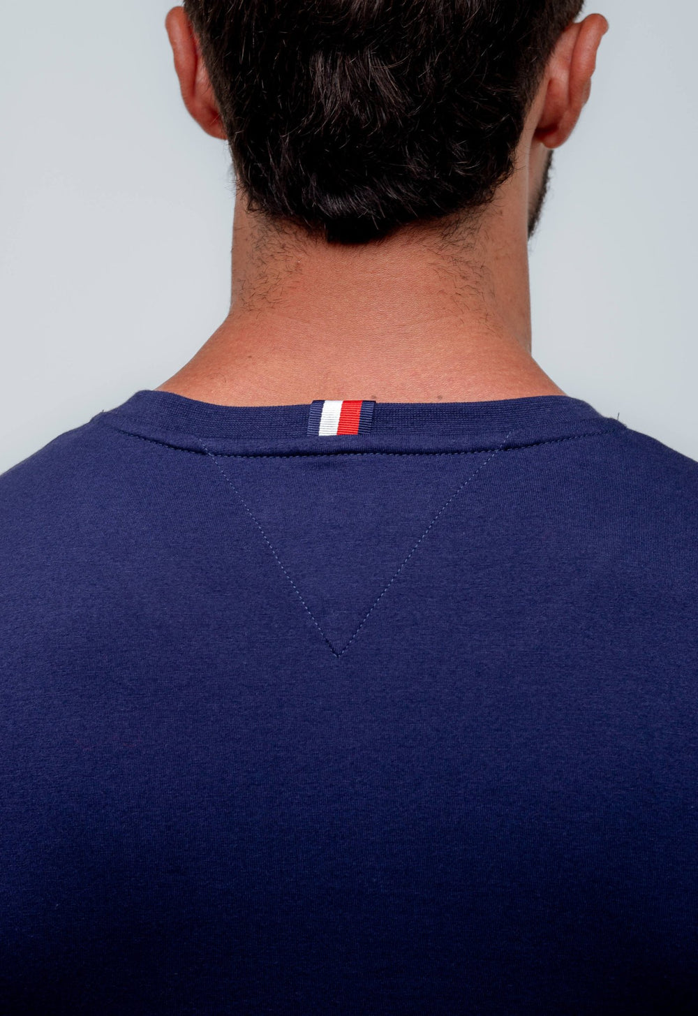 Camiseta Tommy Hilfiger Established 1985 - Henri Store