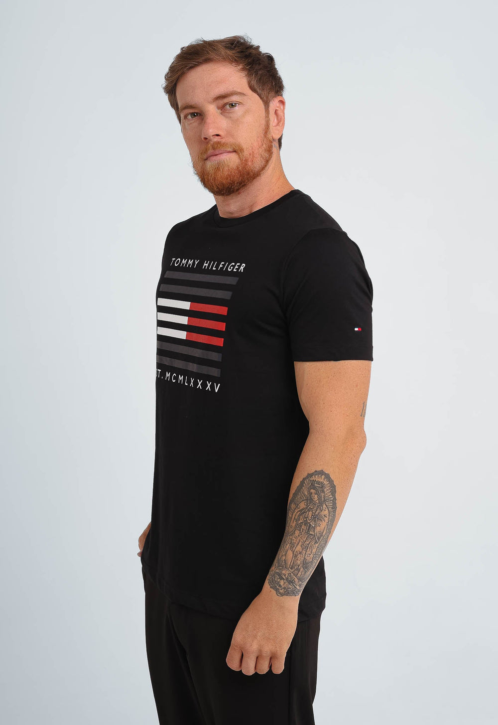 Camiseta Tommy Hilfiger Flag Stripes - Henri Store