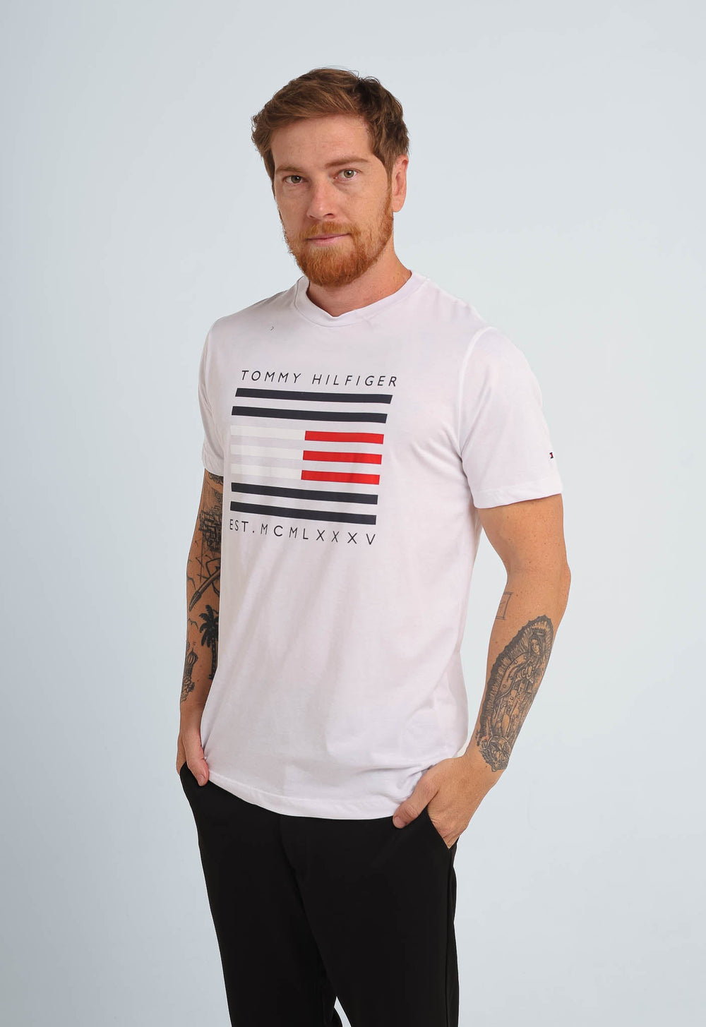Camiseta Tommy Hilfiger Flag Stripes - Henri Store