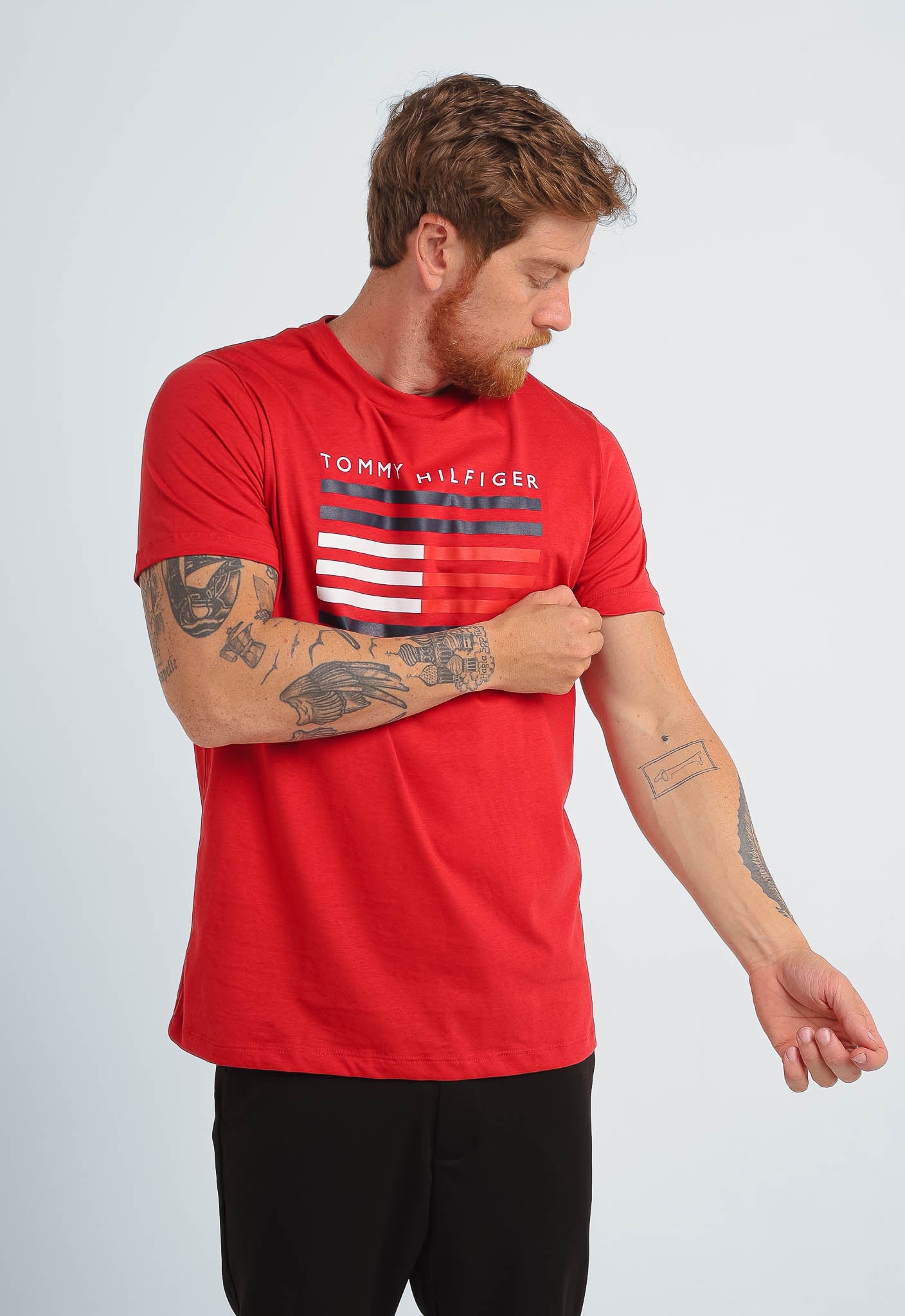 Camiseta Tommy Hilfiger Flag Stripes - Henri Store